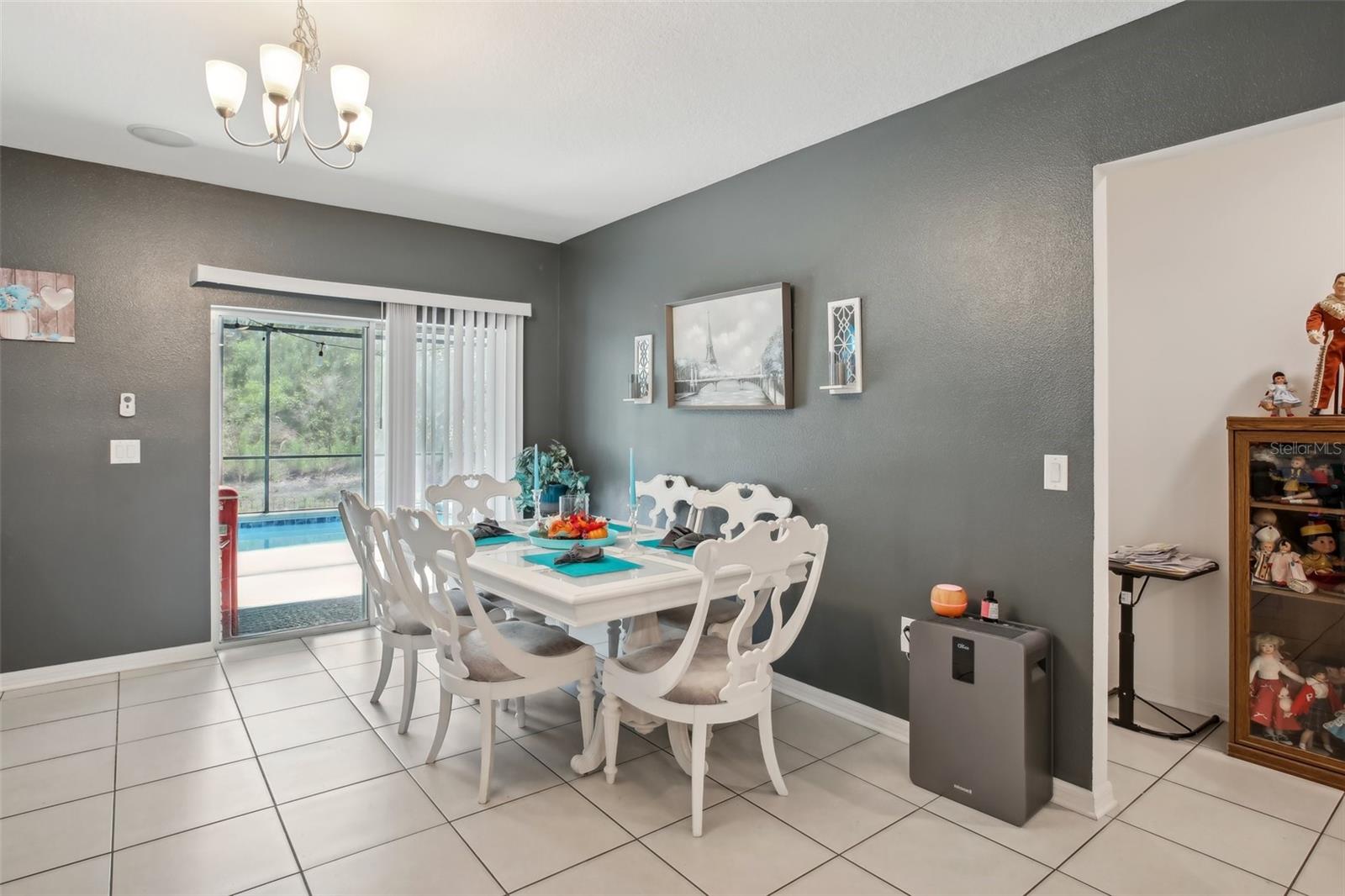 Image 16 of 58 For 4 Crossandra Court W