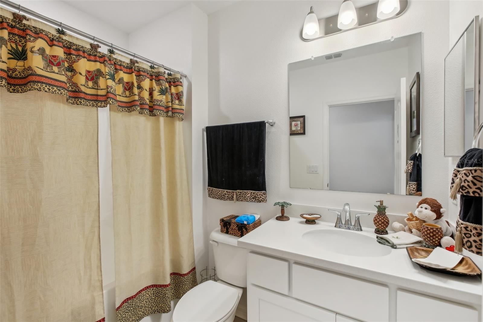 Image 30 of 58 For 4 Crossandra Court W