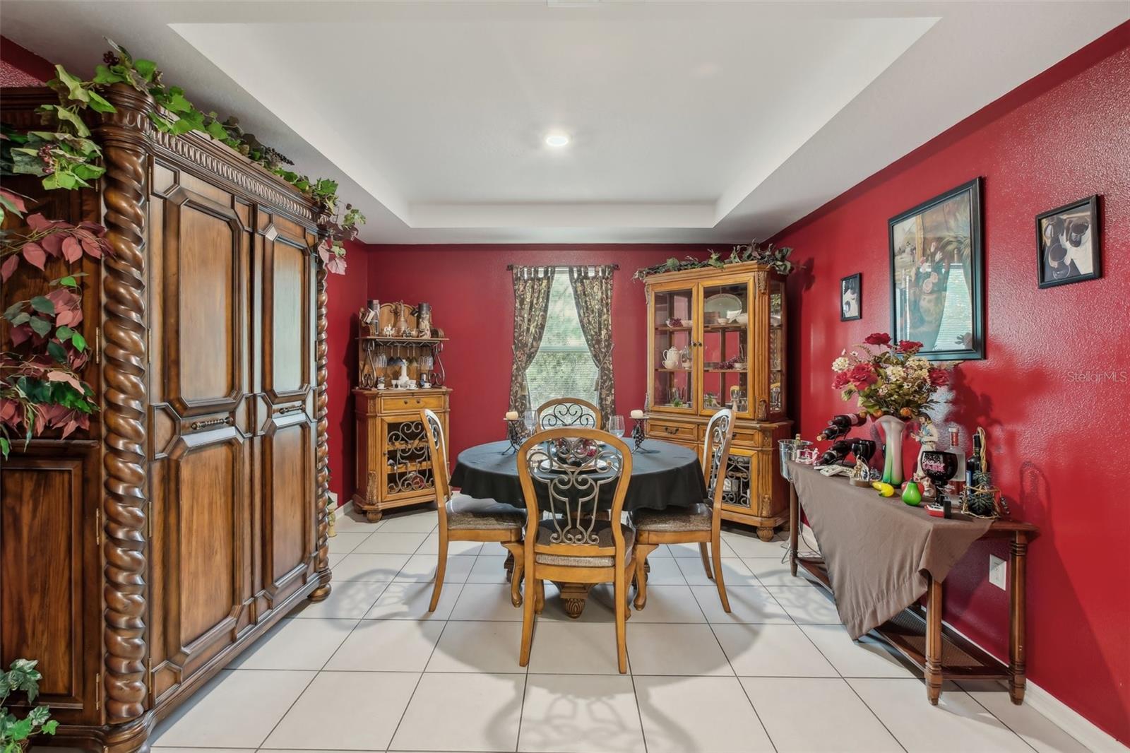 Image 32 of 58 For 4 Crossandra Court W