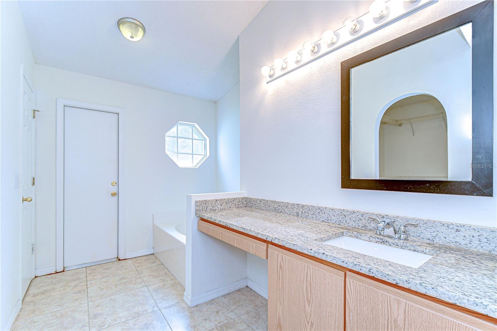 Image 34 of 48 For 18303 Elmhurst Lane