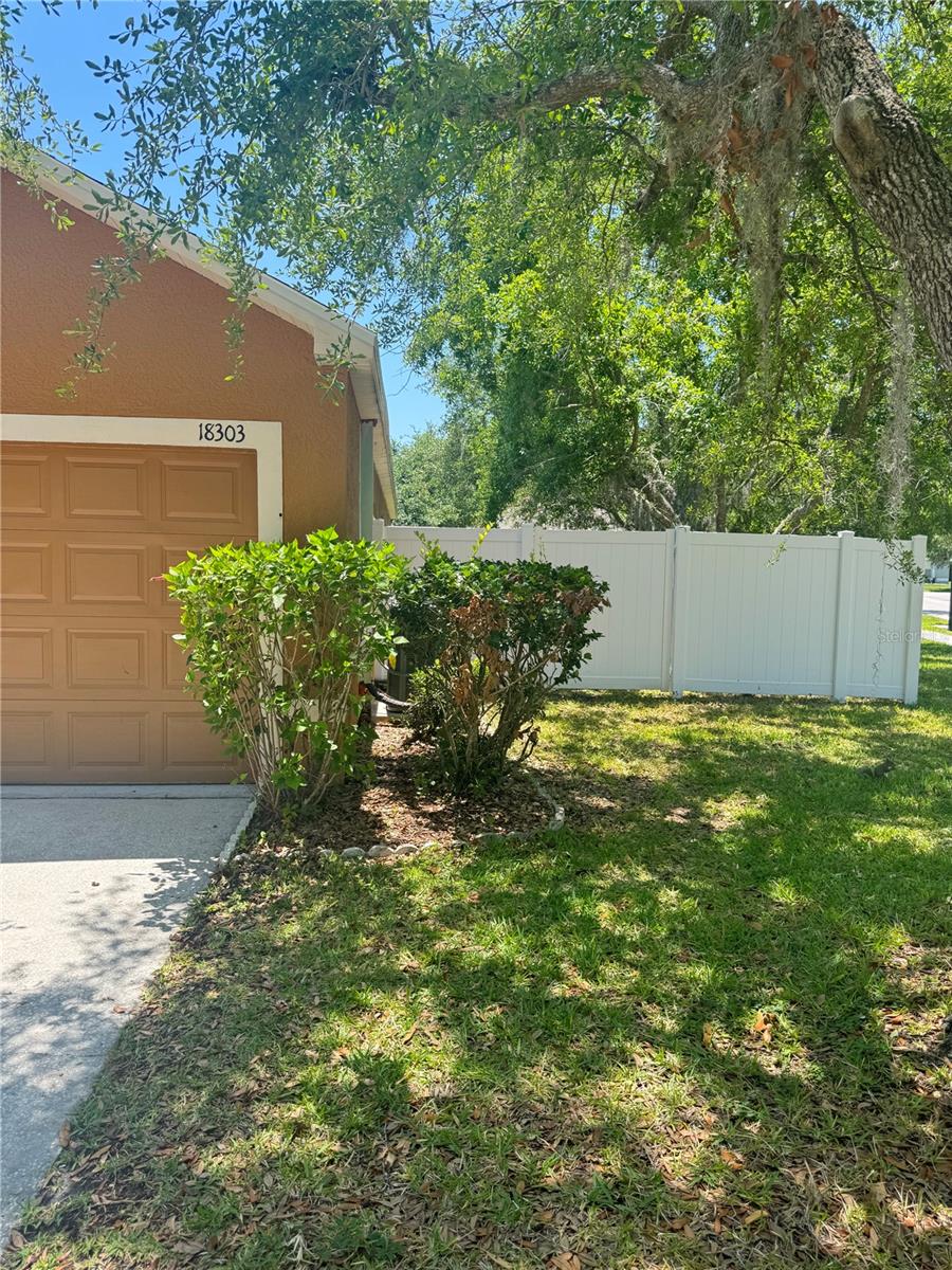 Image 4 of 48 For 18303 Elmhurst Lane