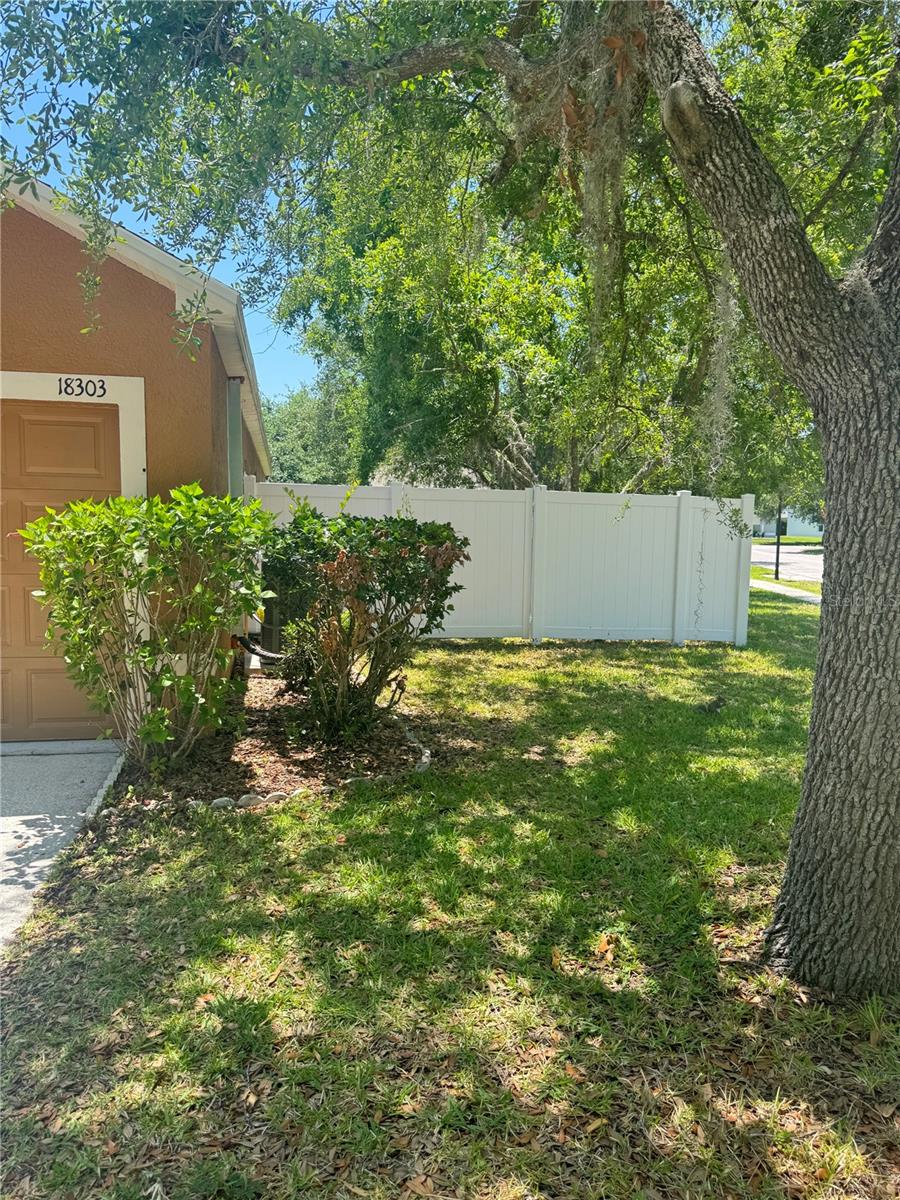 Image 5 of 48 For 18303 Elmhurst Lane