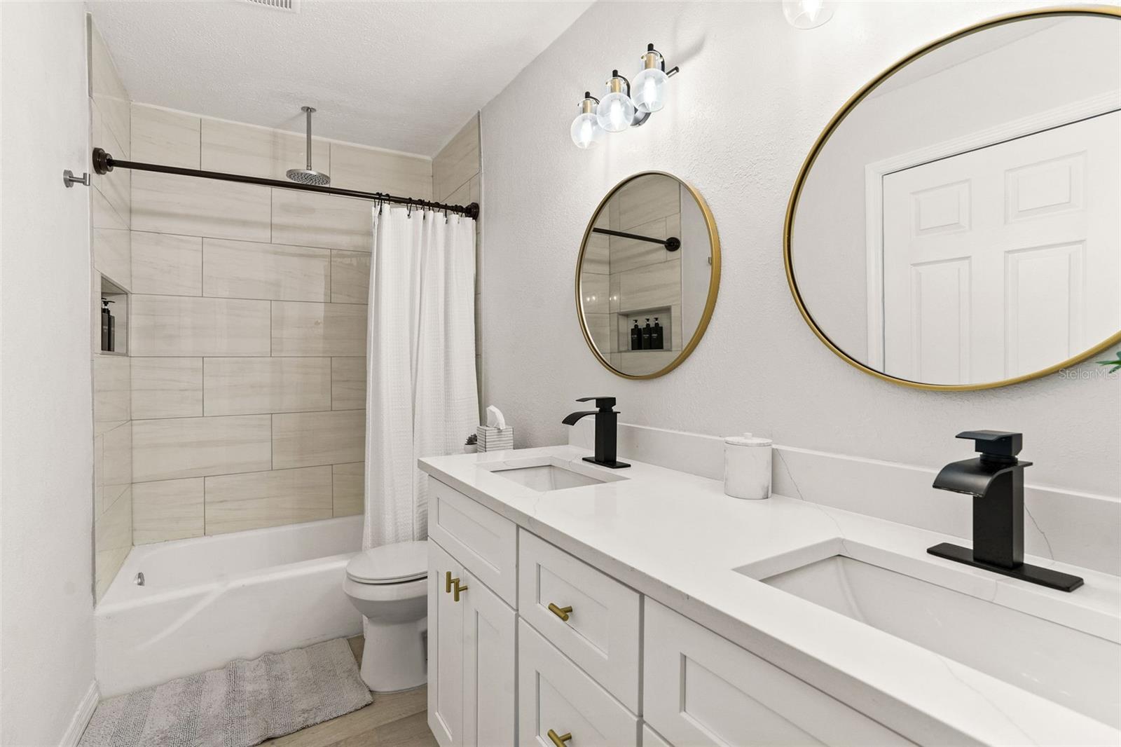 Image 18 of 39 For 6908 Lynn Avenue