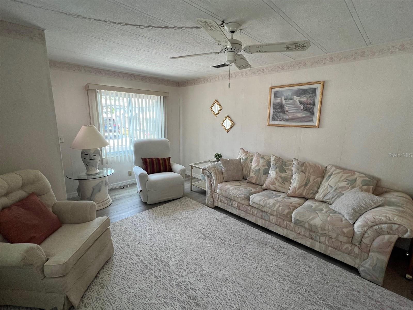 Image 13 of 28 For 210 Royal Palm Circle