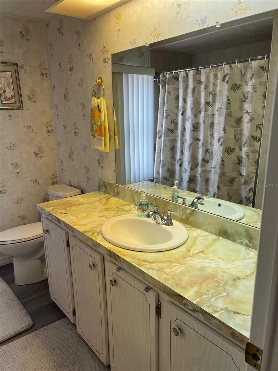 Image 24 of 28 For 210 Royal Palm Circle