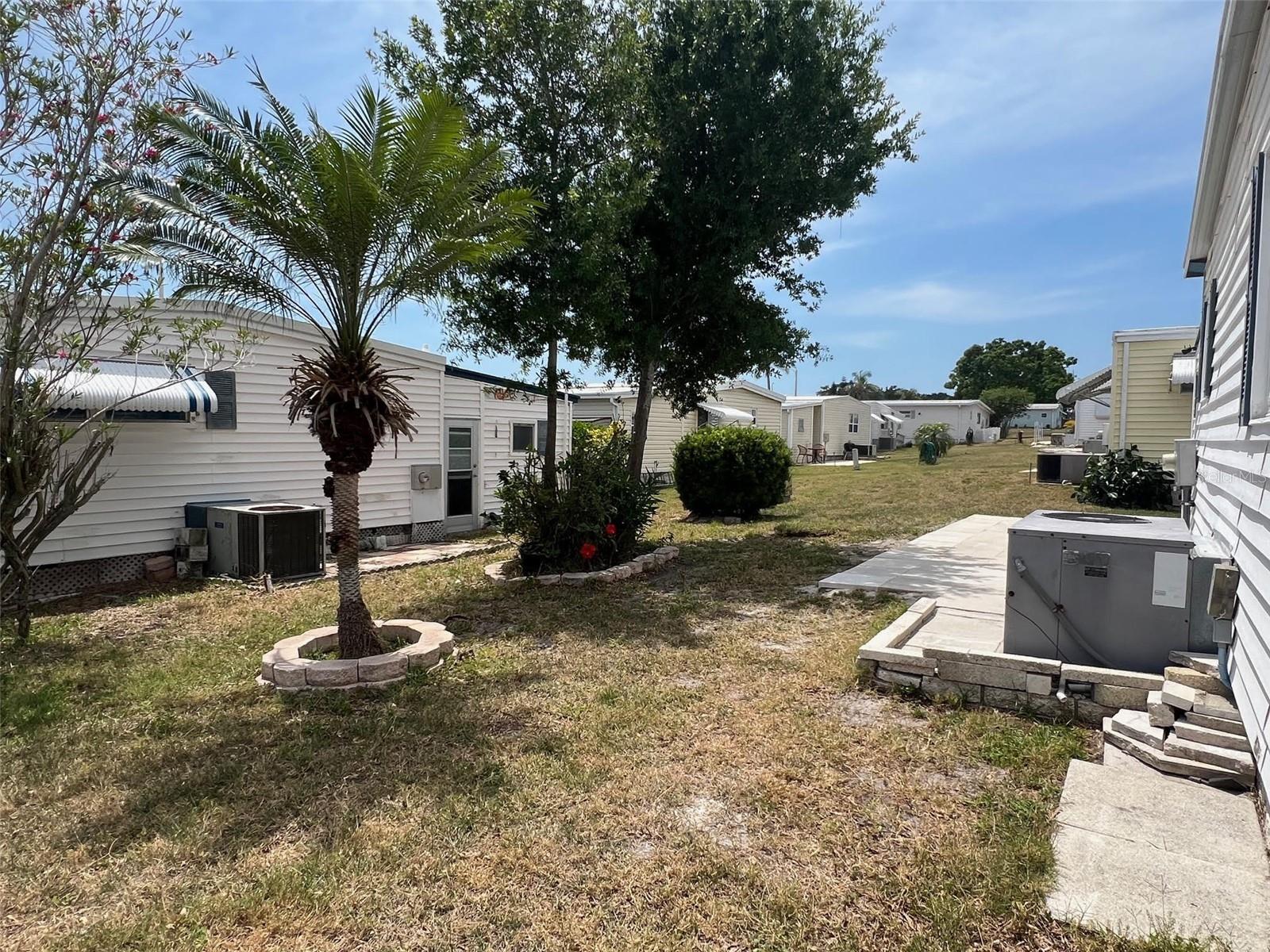 Image 3 of 28 For 210 Royal Palm Circle