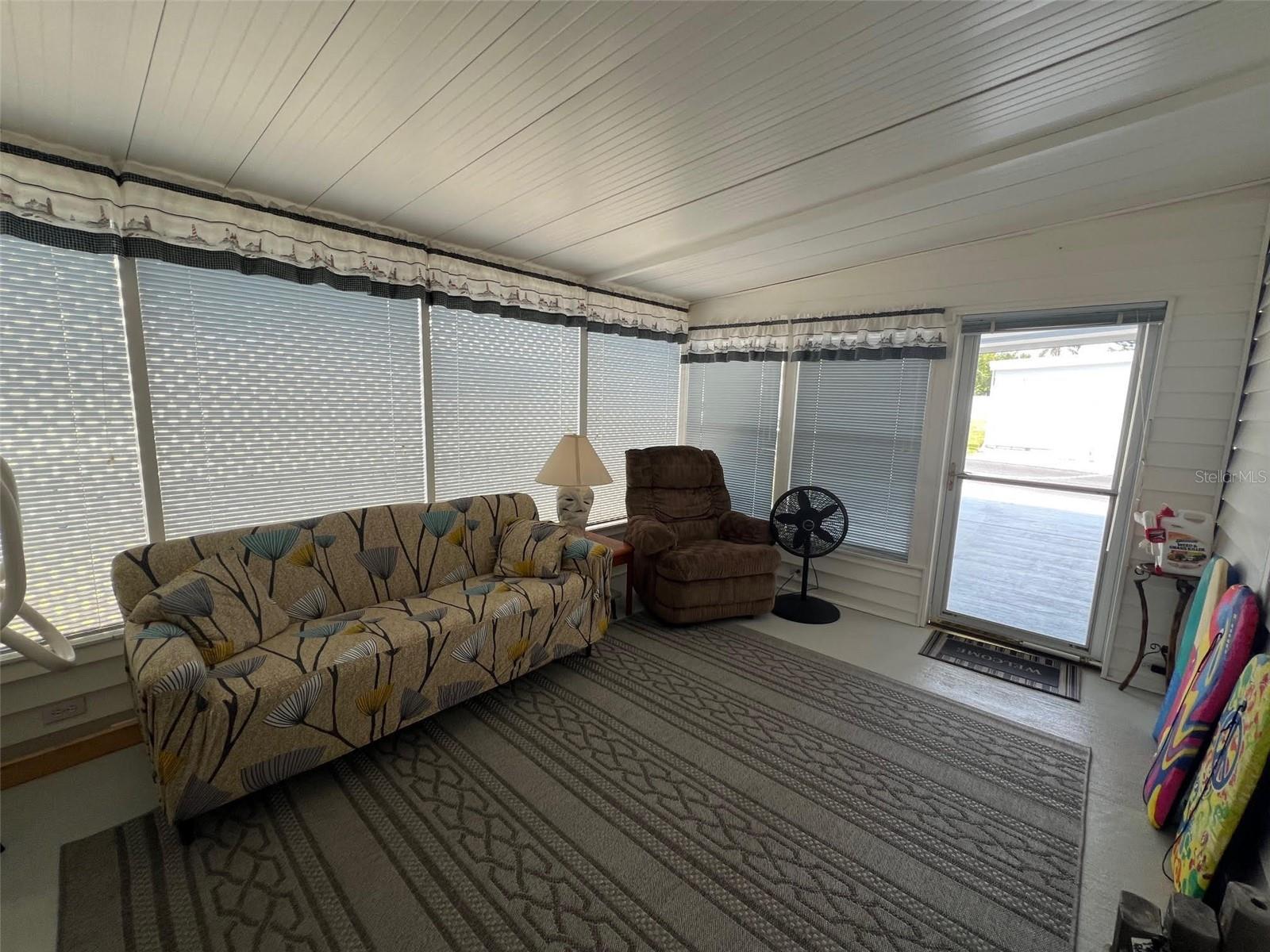 Image 6 of 28 For 210 Royal Palm Circle