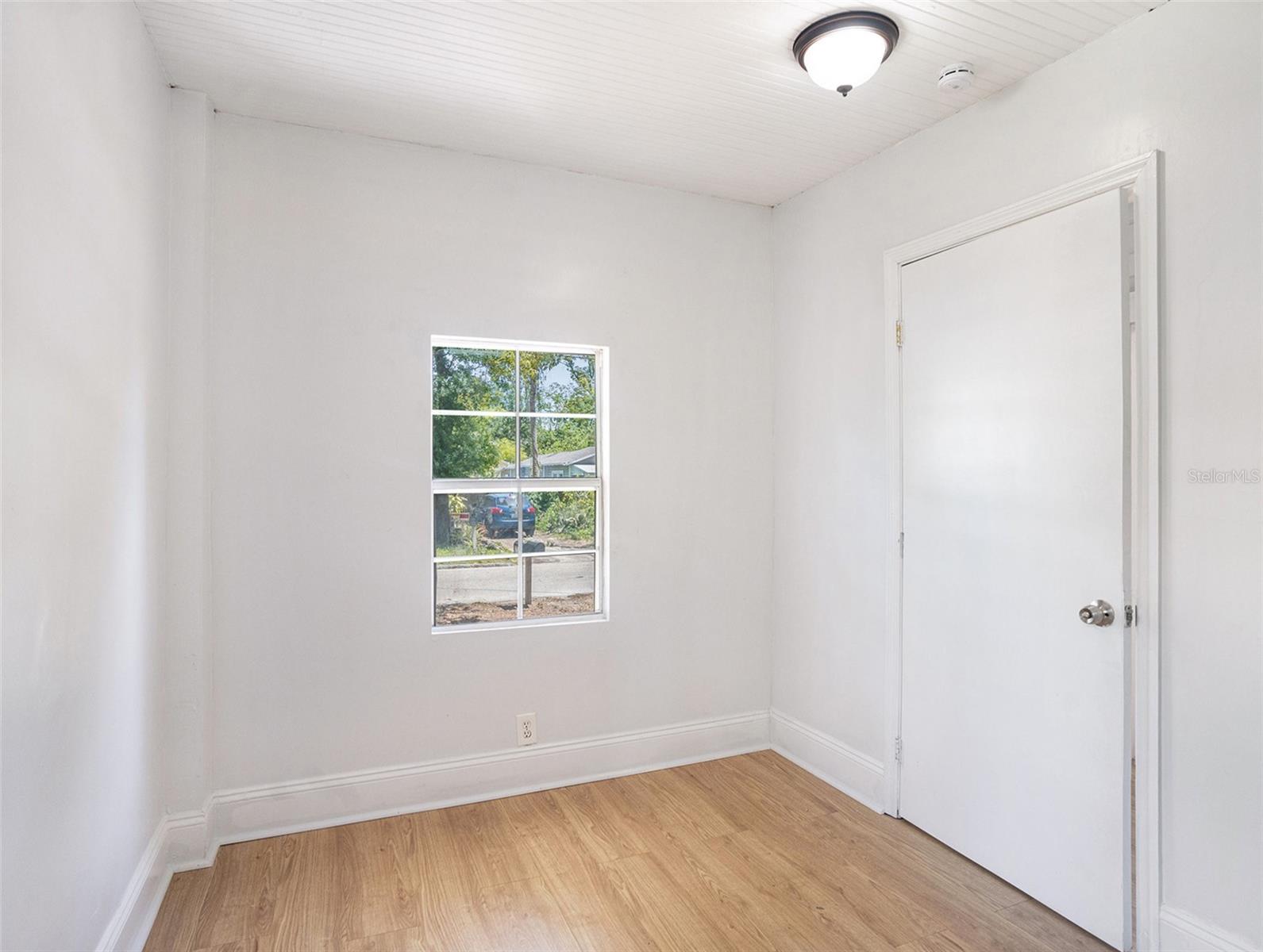 Image 18 of 35 For 8114 11th Street