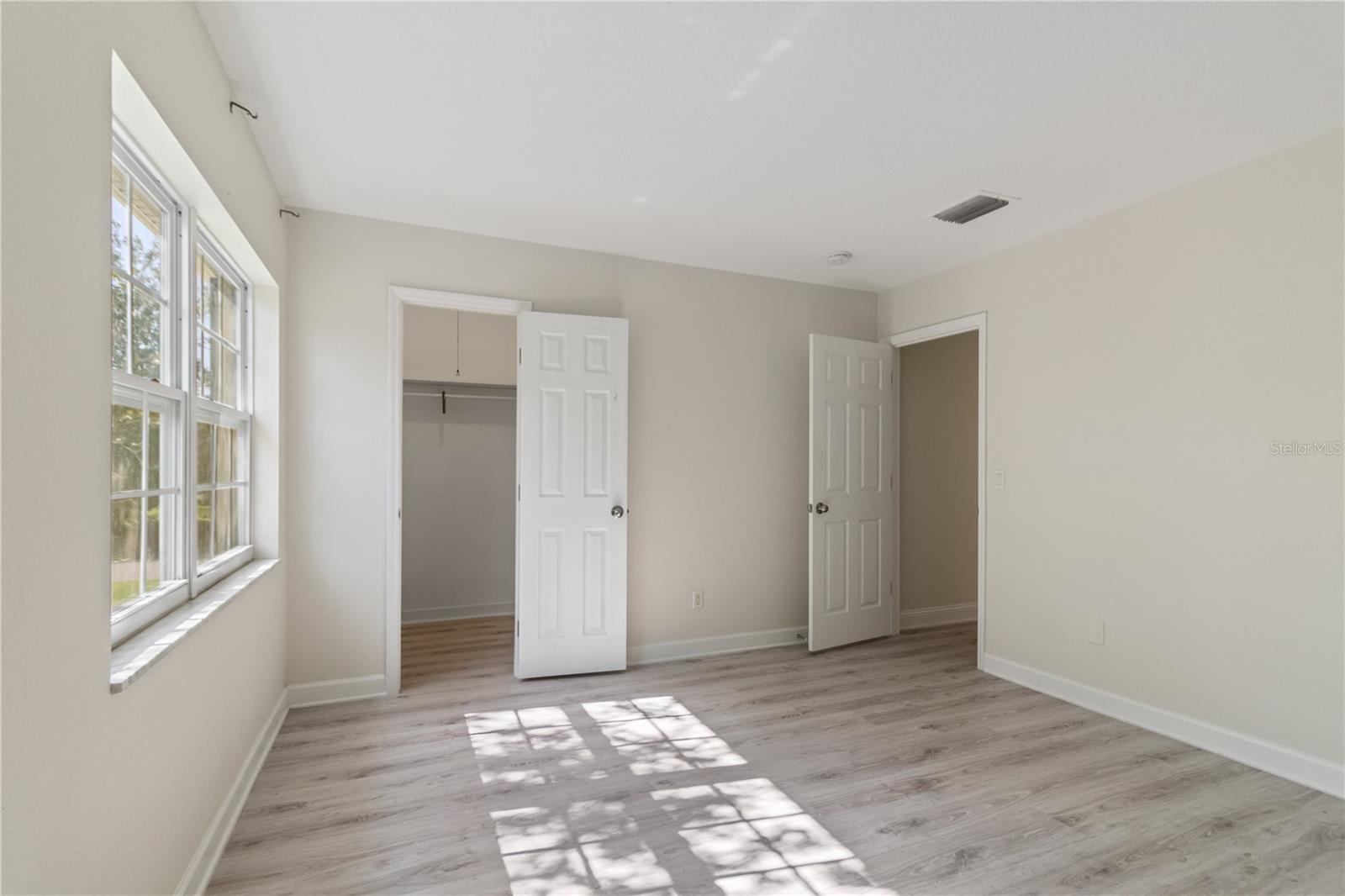Image 11 of 24 For 10309 Carrollwood Lane 11