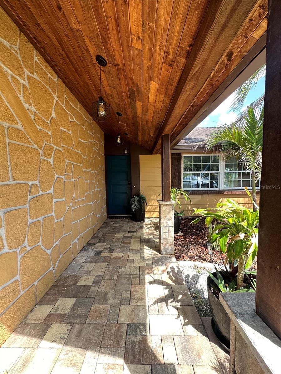 Image 2 of 14 For 3532 Overland Drive