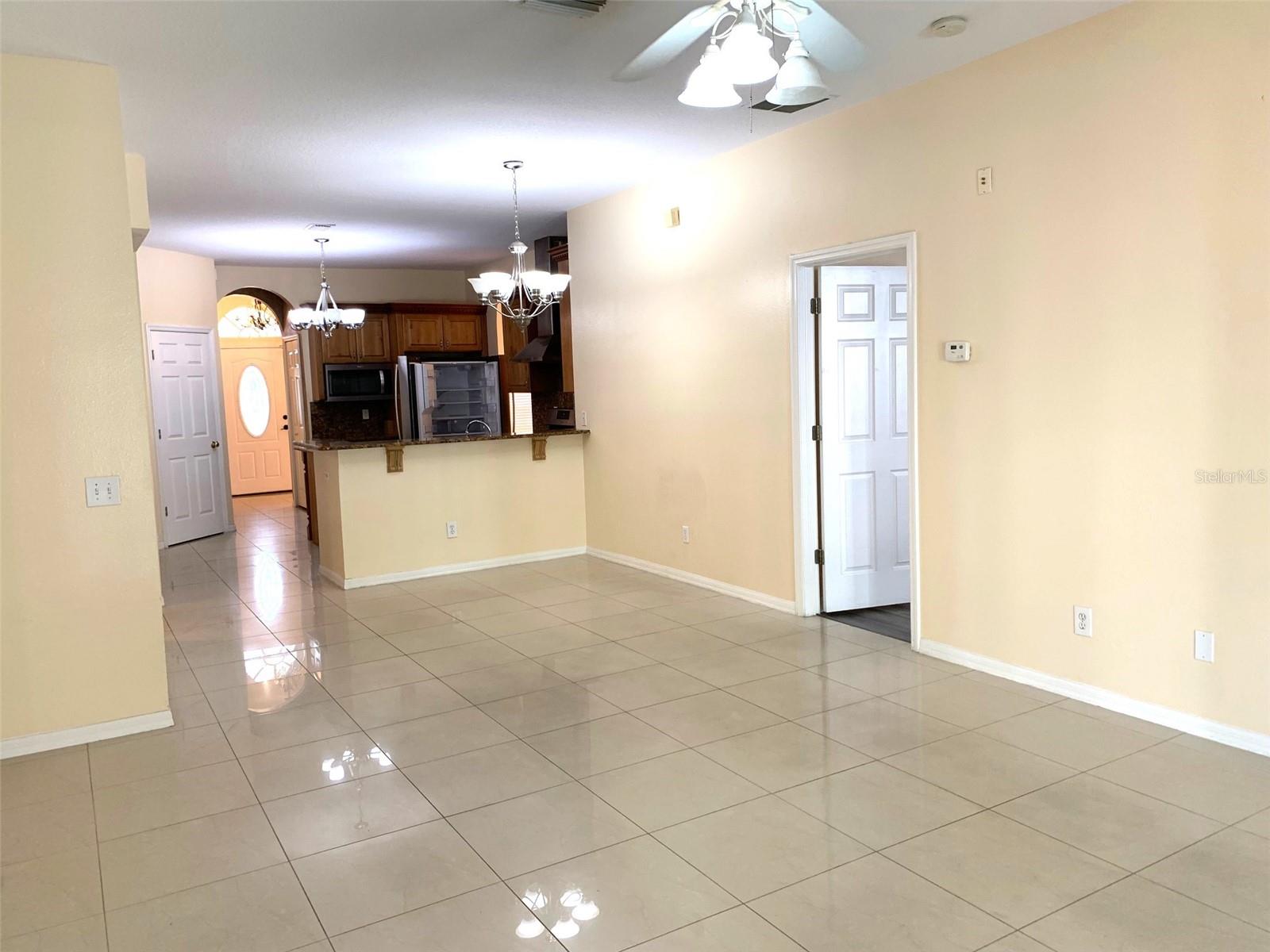 Image 10 of 31 For 10208 Grant Creek Drive