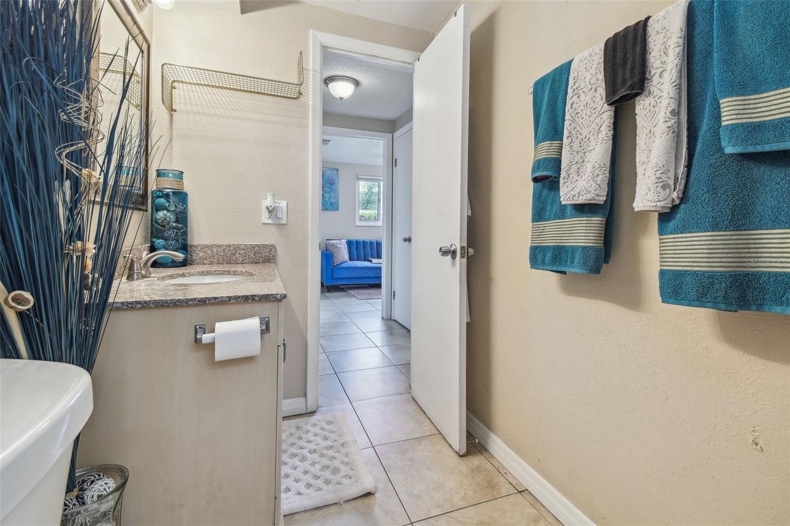 Image 12 of 26 For 10817 Kingsbridge Road