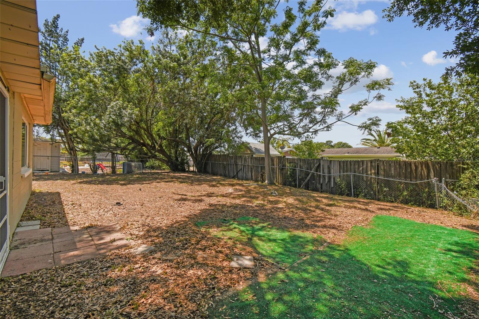 Image 21 of 26 For 10817 Kingsbridge Road