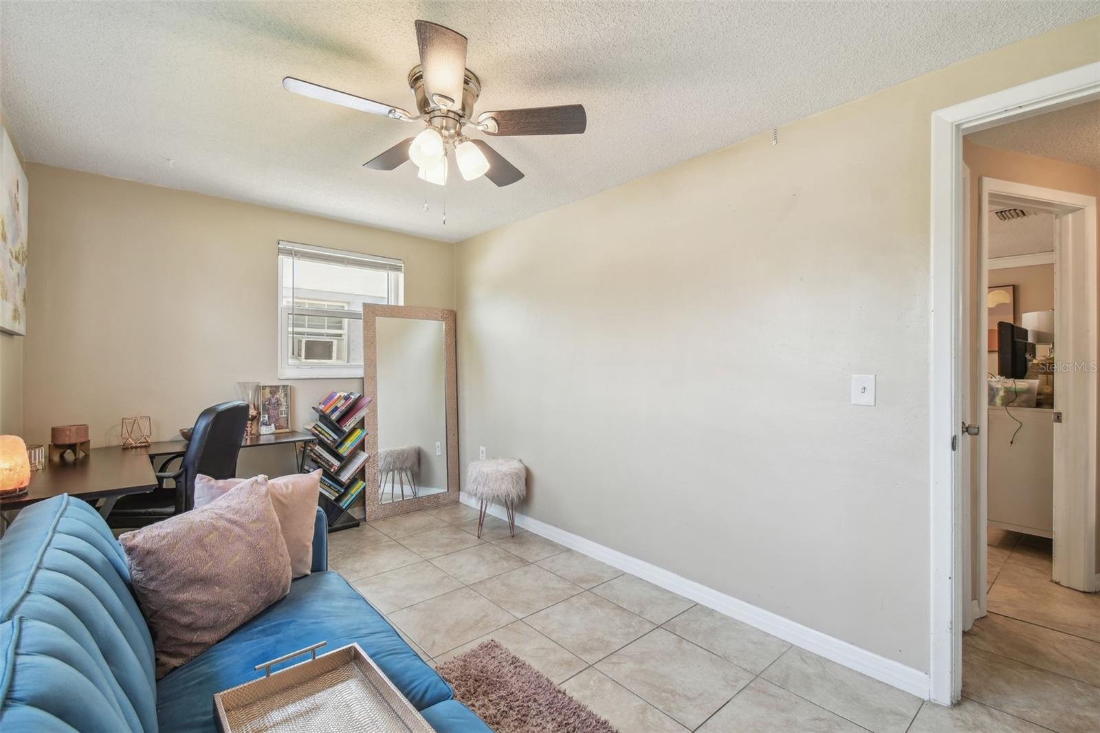 Image 6 of 26 For 10817 Kingsbridge Road