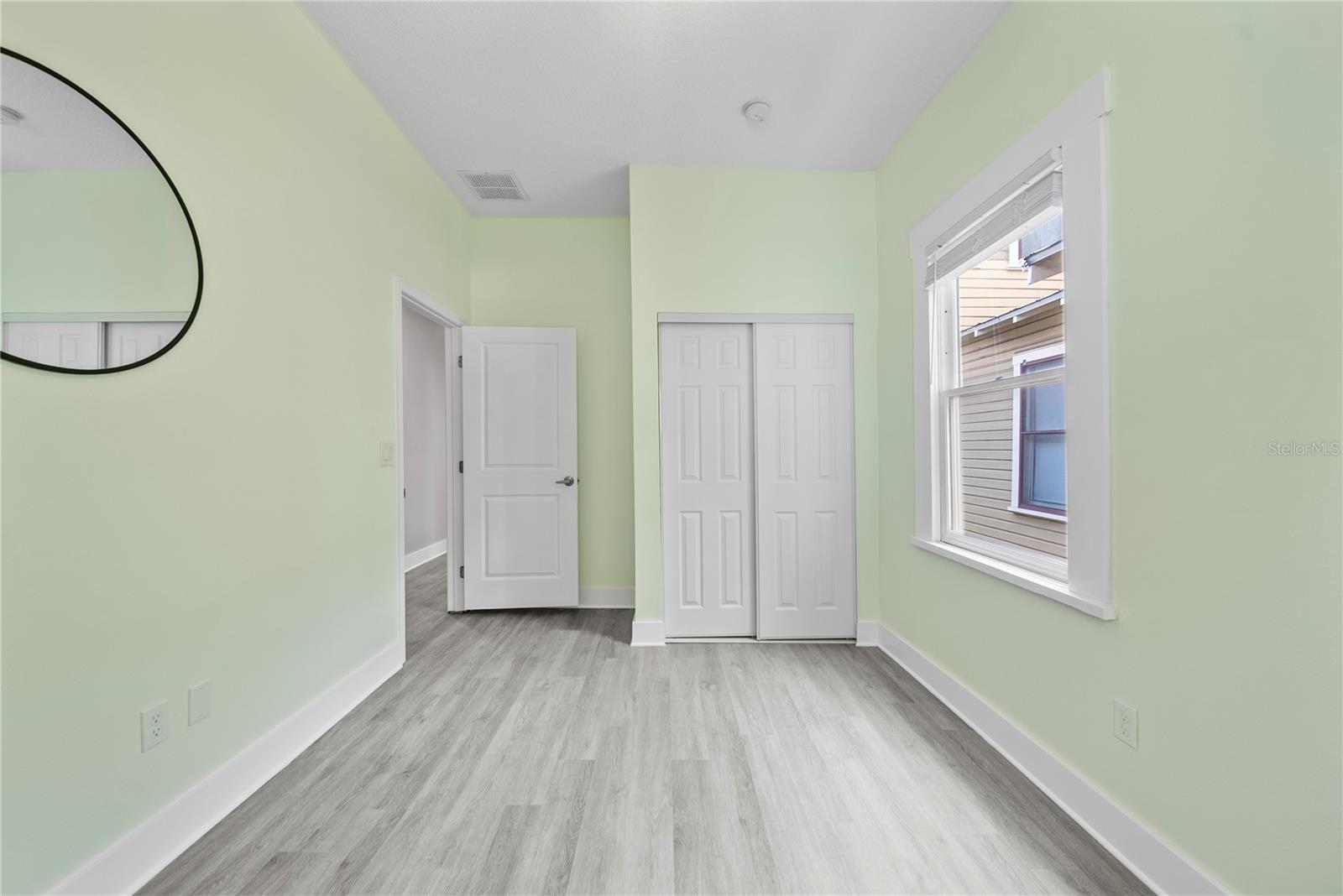Image 22 of 41 For 1708 15th Avenue