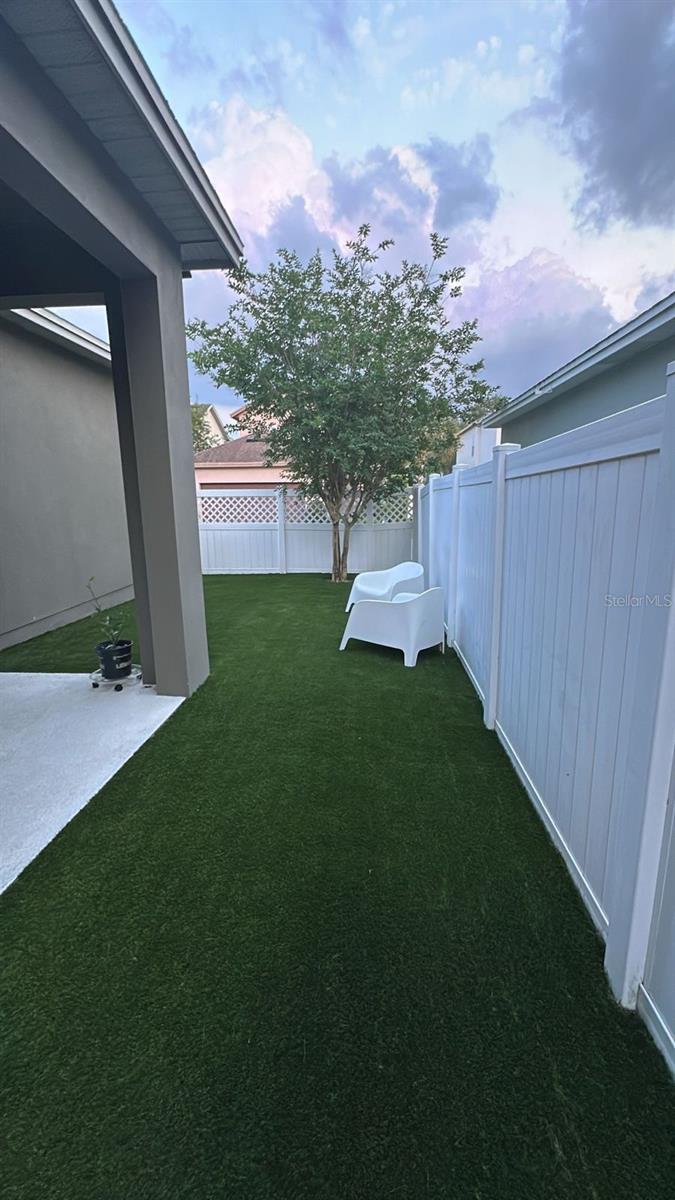 Image 18 of 49 For 11578 Ashlin Park Boulevard