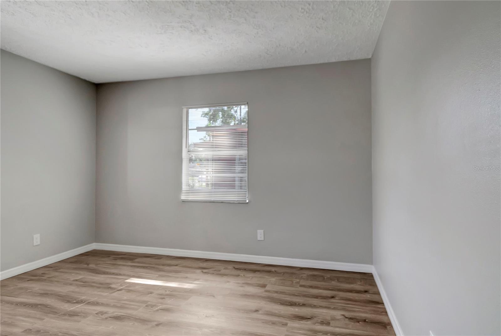 Image 9 of 37 For 3003 27th Avenue