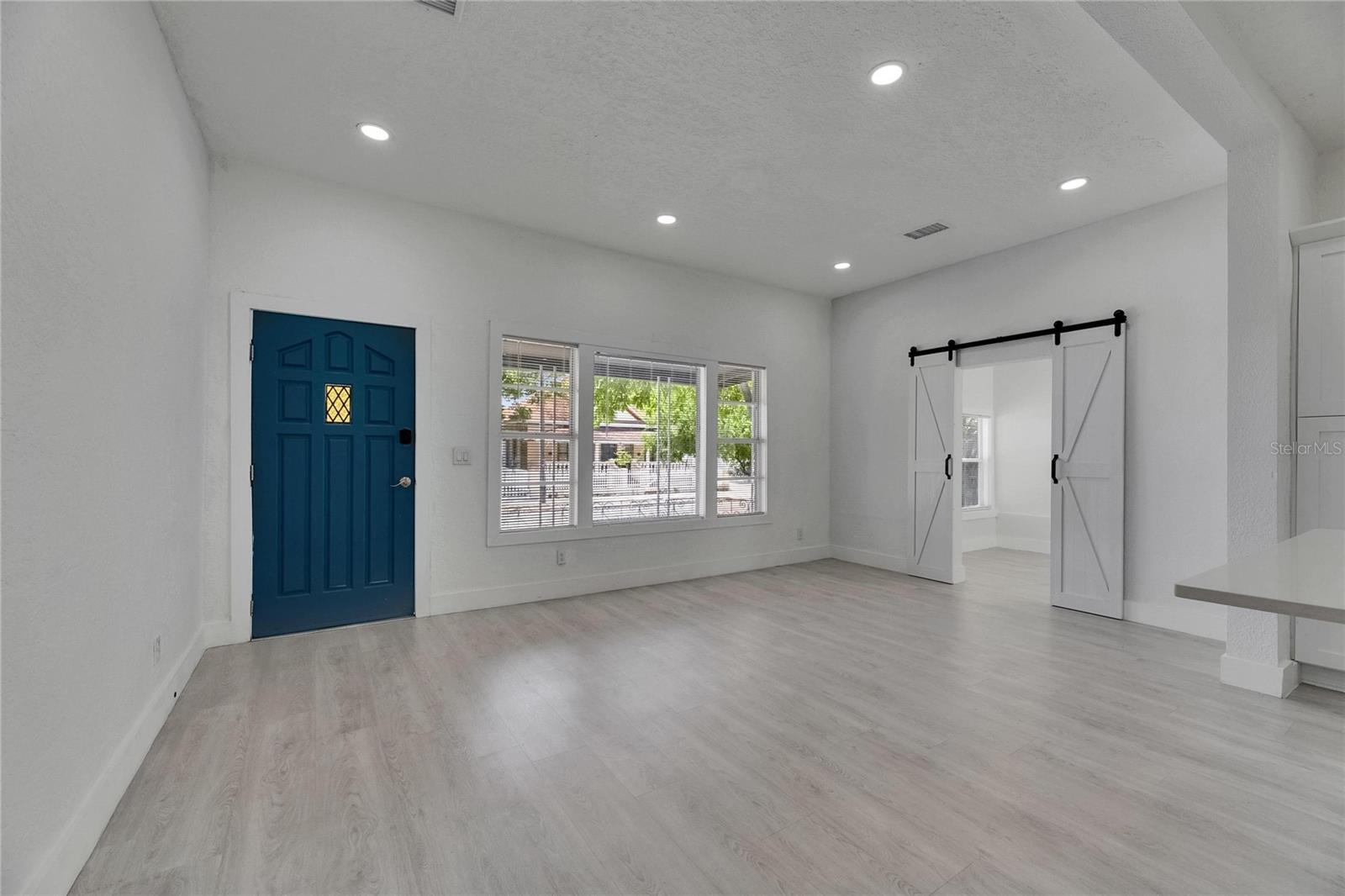 Image 10 of 44 For 1208 18th Avenue