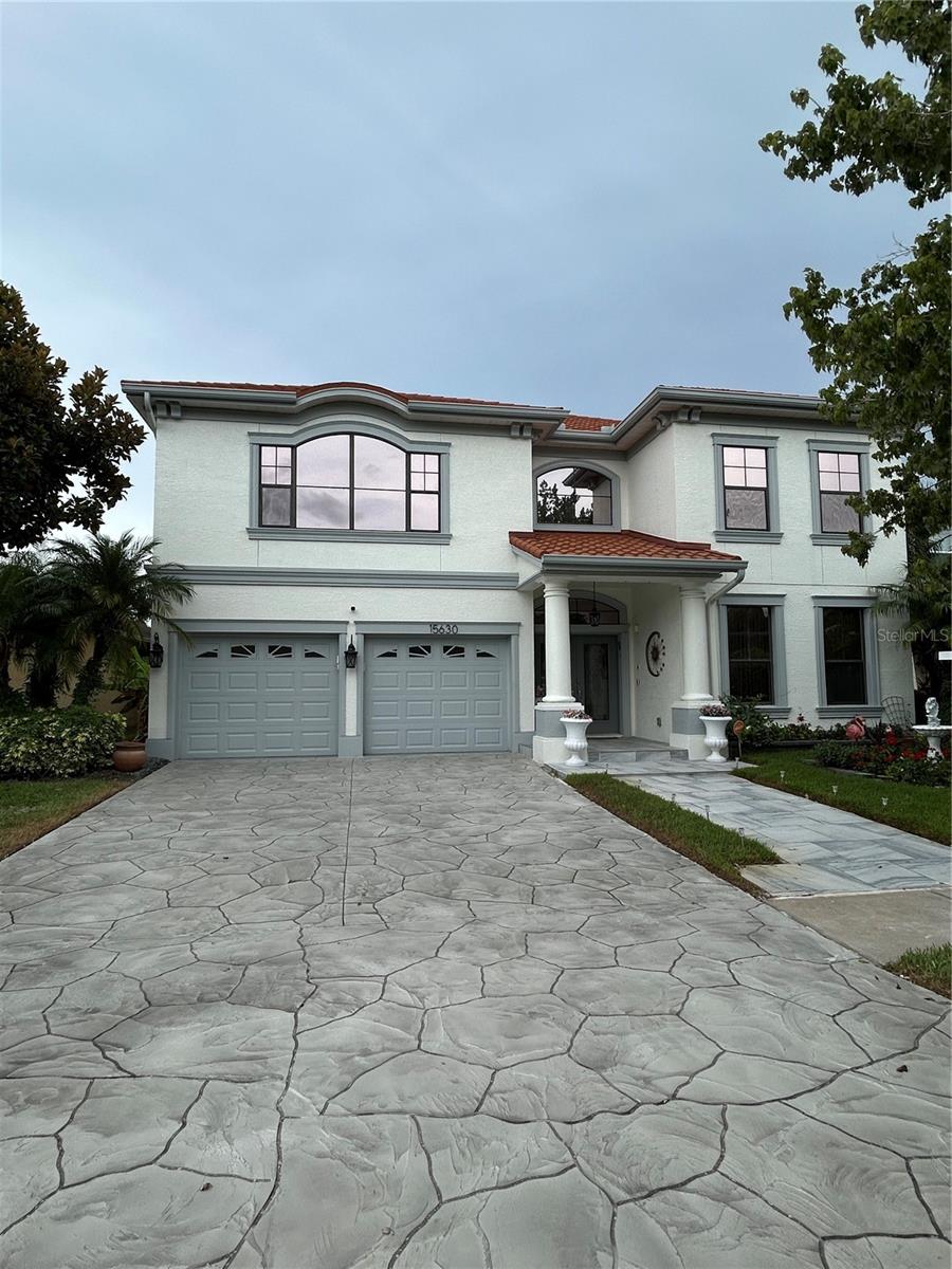 Listing photo id 78 for 15630 Himes Avenue