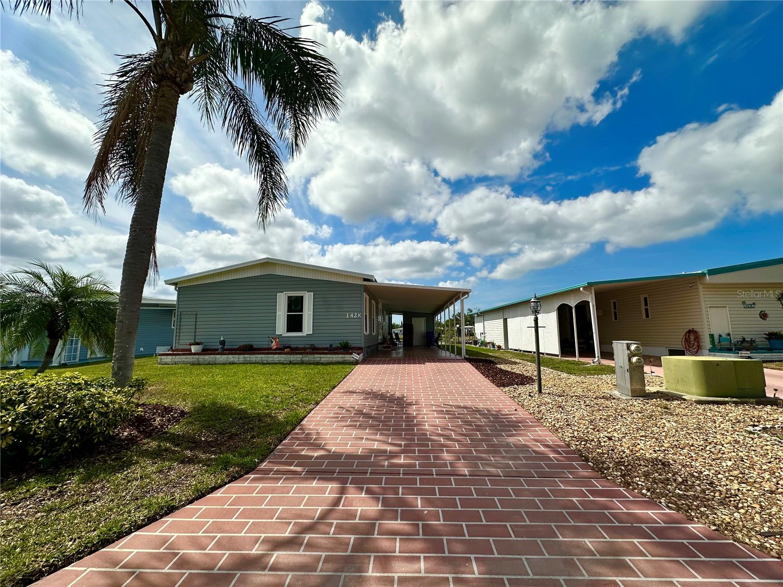 Details for 808 53rd Avenue E 142k, BRADENTON, FL 34203