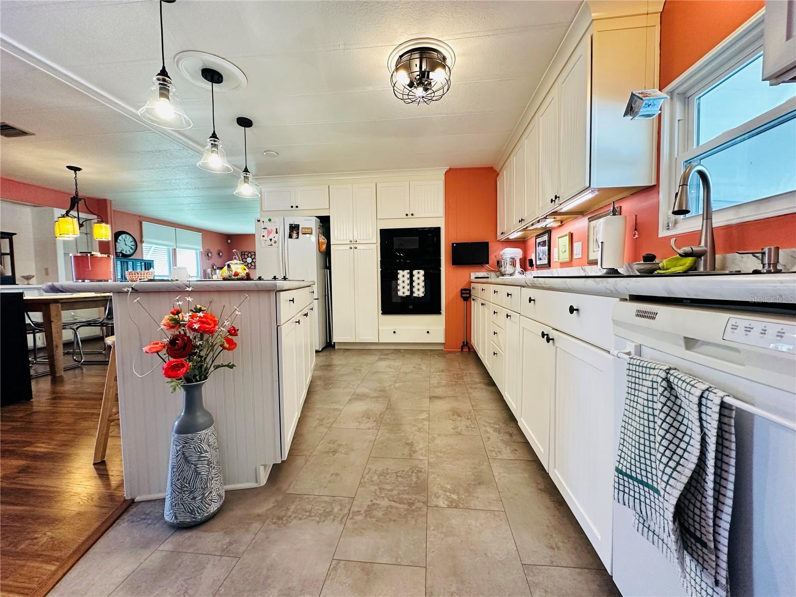Image 6 of 29 For 808 53rd Avenue E 142k