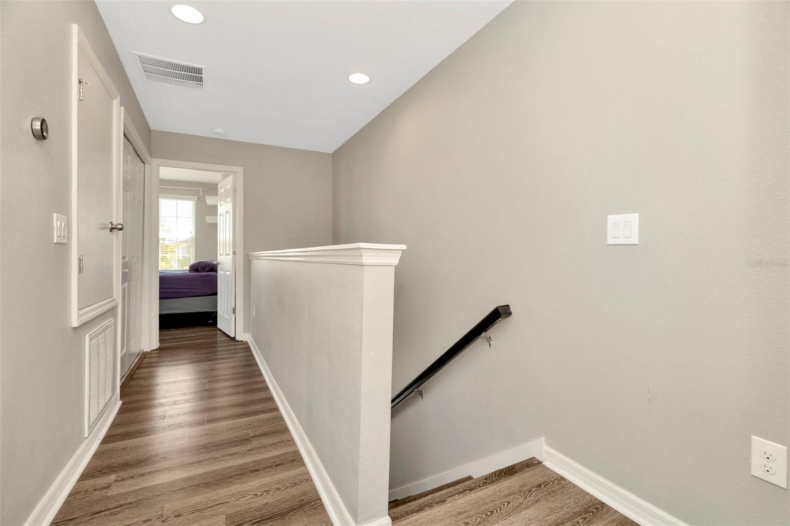 Image 18 of 42 For 7021 White Treetop Place
