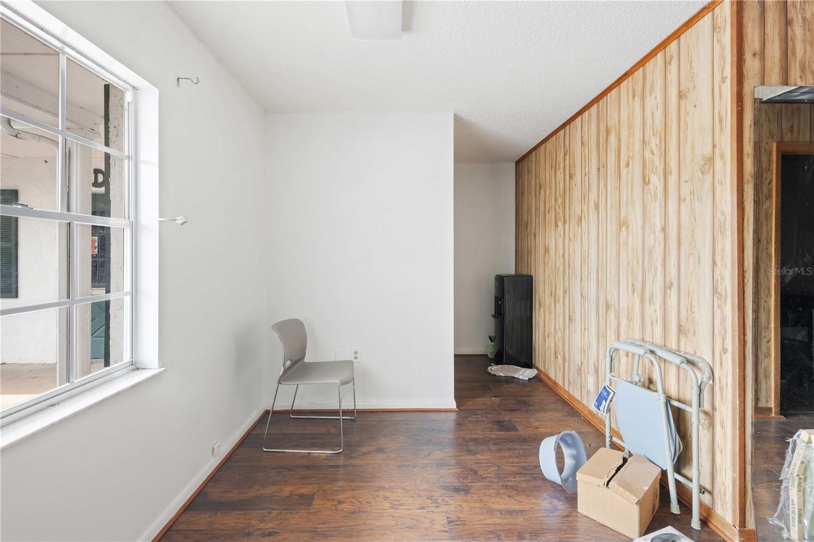 Image 18 of 20 For 6536 Stadium Drive