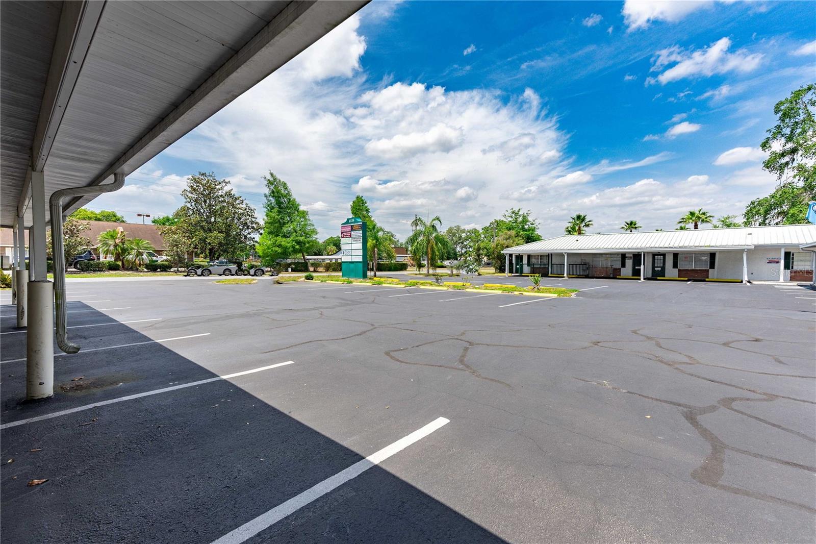 Image 5 of 20 For 6536 Stadium Drive