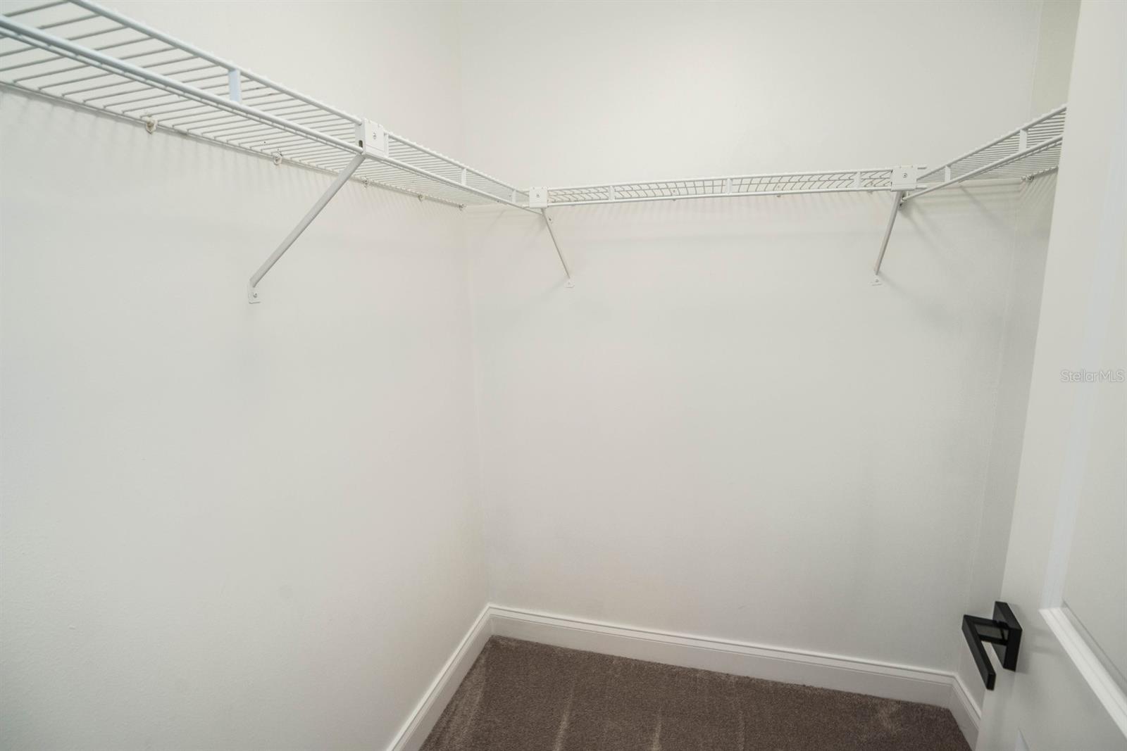 Listing photo id 35 for 6509 Dolphin Cove Drive