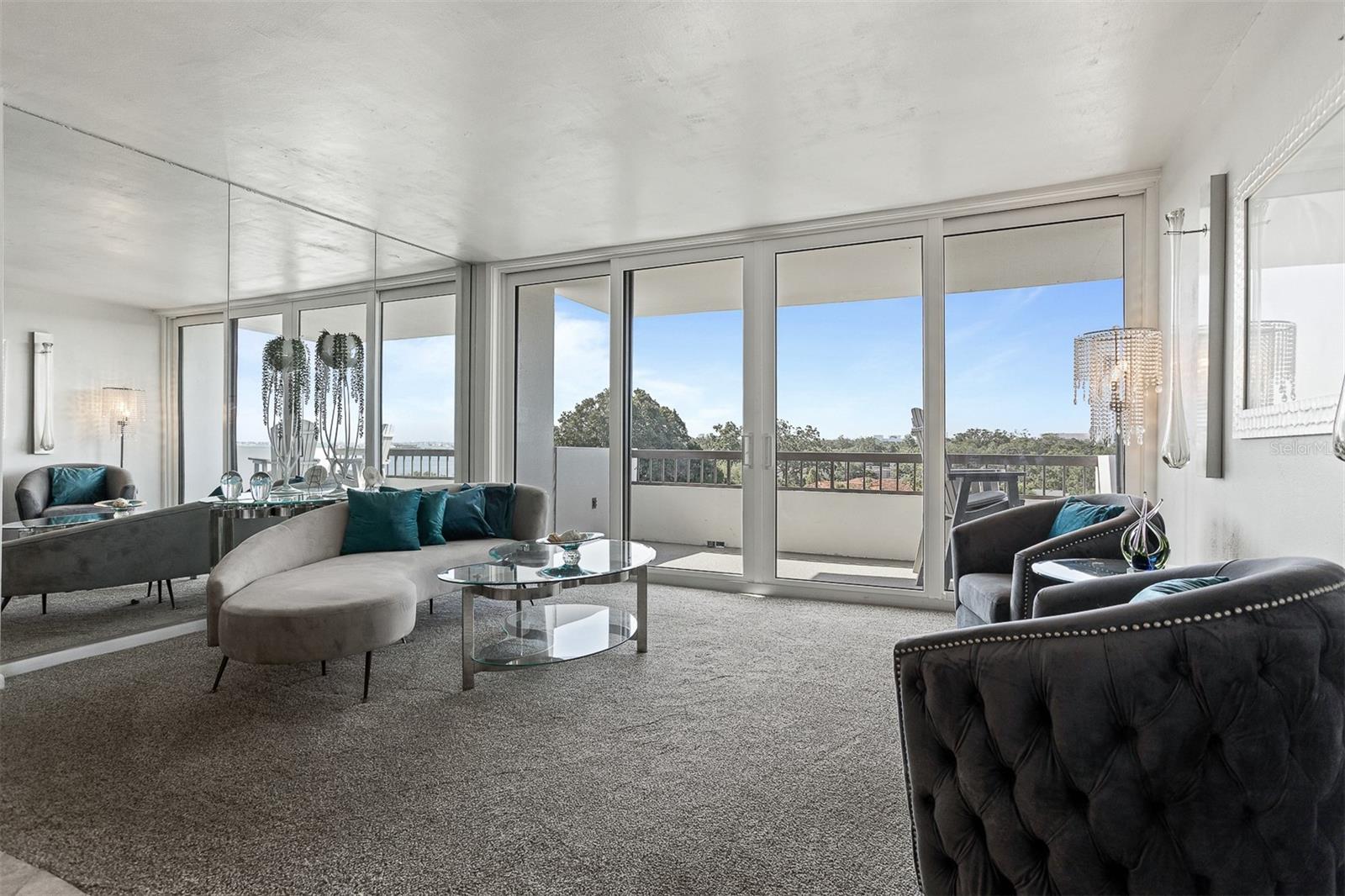 Listing photo id 9 for 30 Turner Street 604