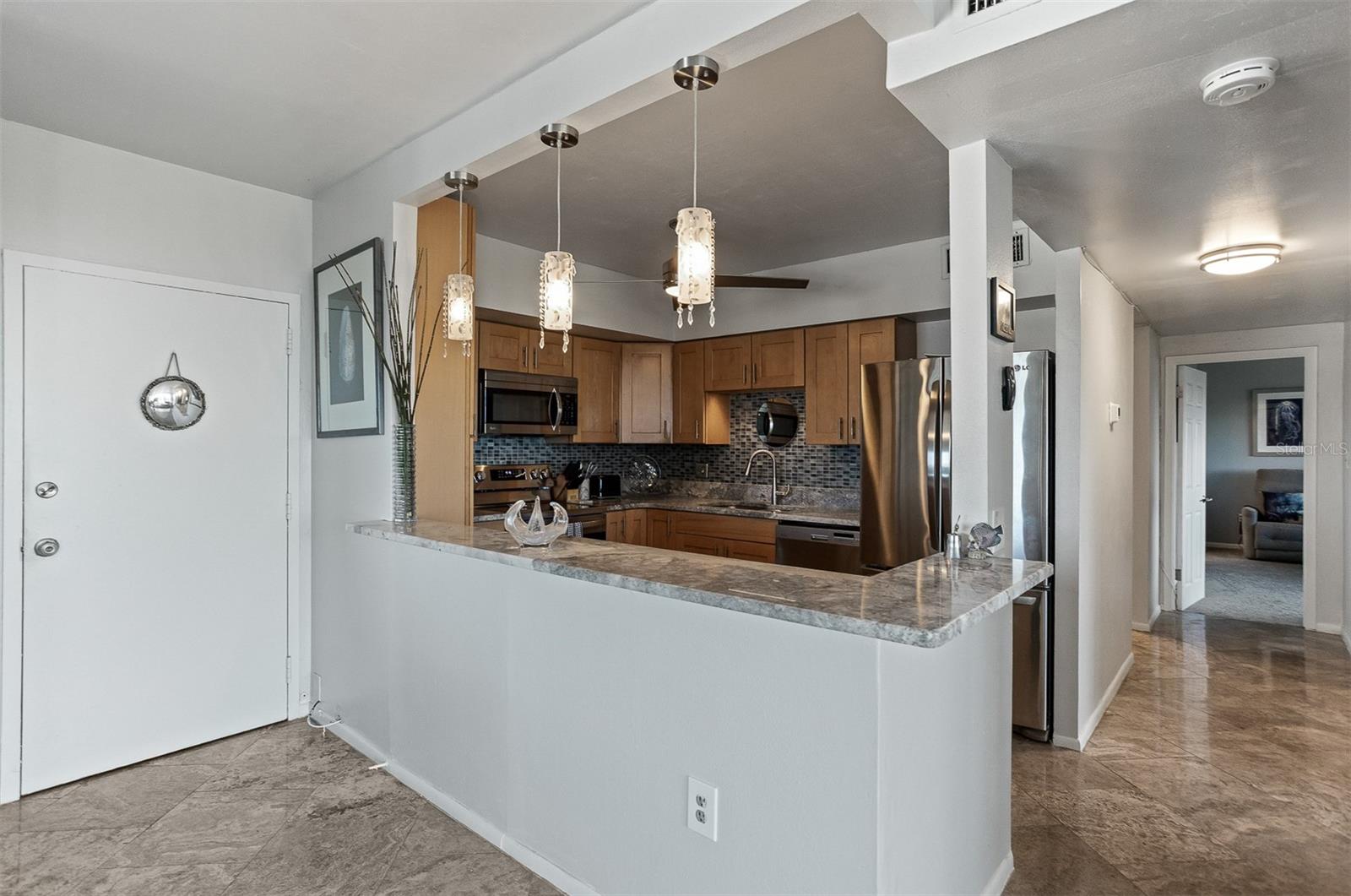 Listing photo id 13 for 30 Turner Street 604