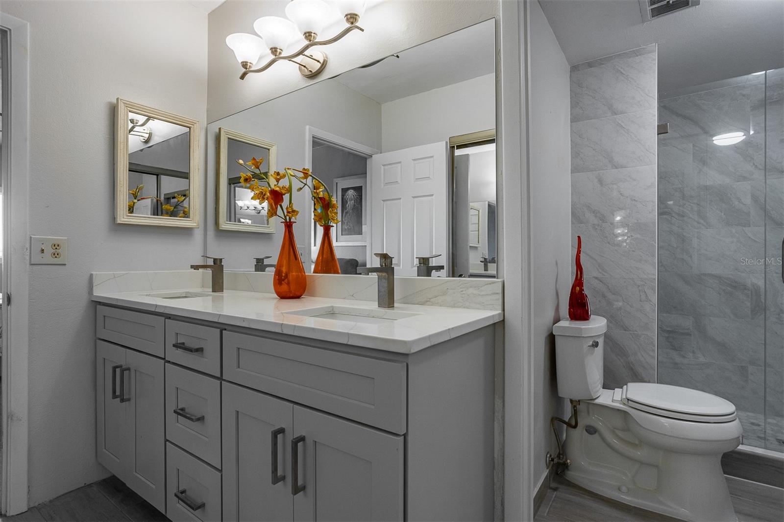 Listing photo id 23 for 30 Turner Street 604