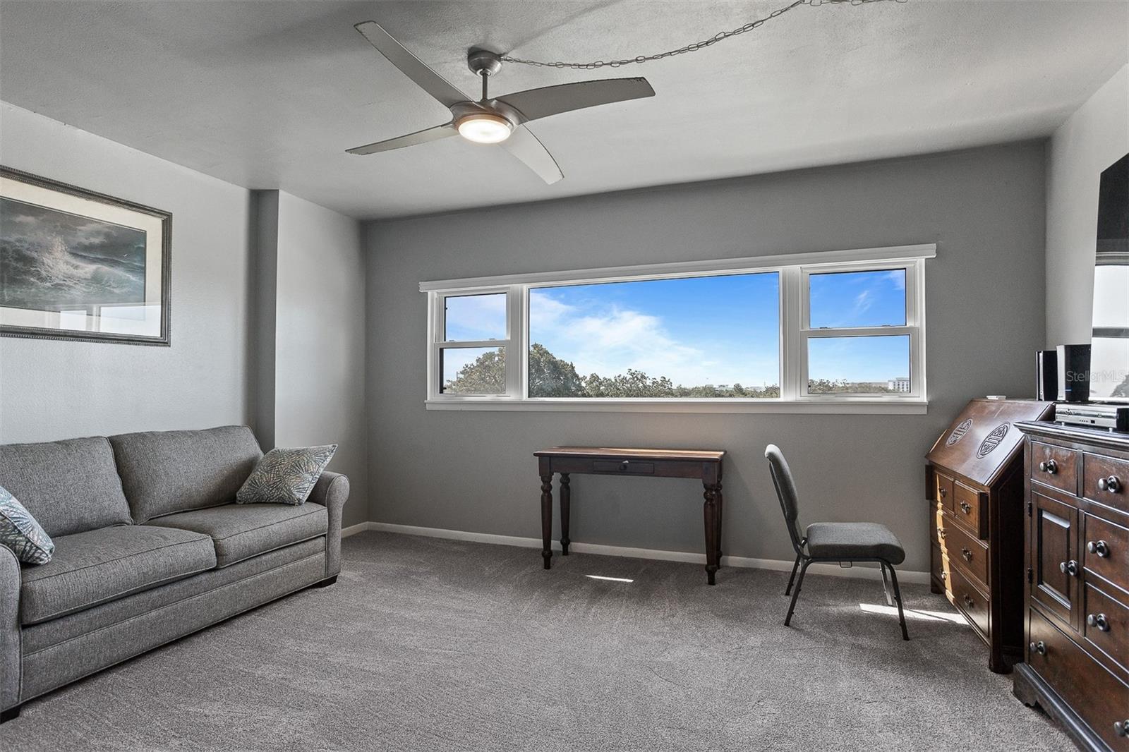 Listing photo id 24 for 30 Turner Street 604