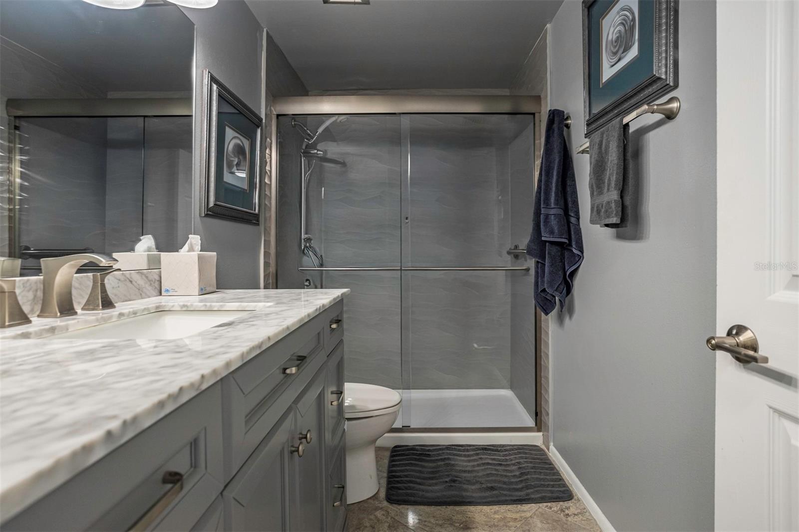Listing photo id 27 for 30 Turner Street 604