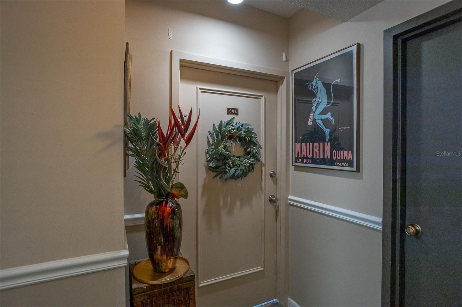 Listing photo id 29 for 30 Turner Street 604