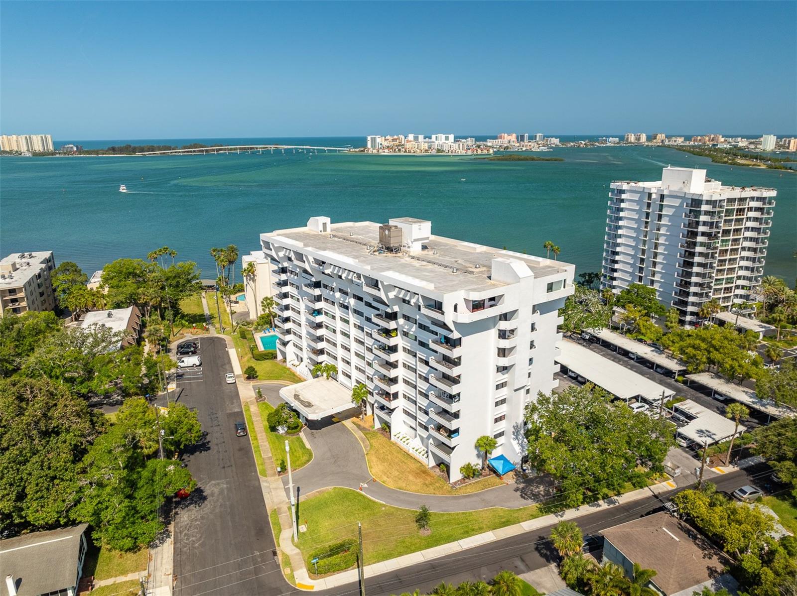 Listing photo id 31 for 30 Turner Street 604