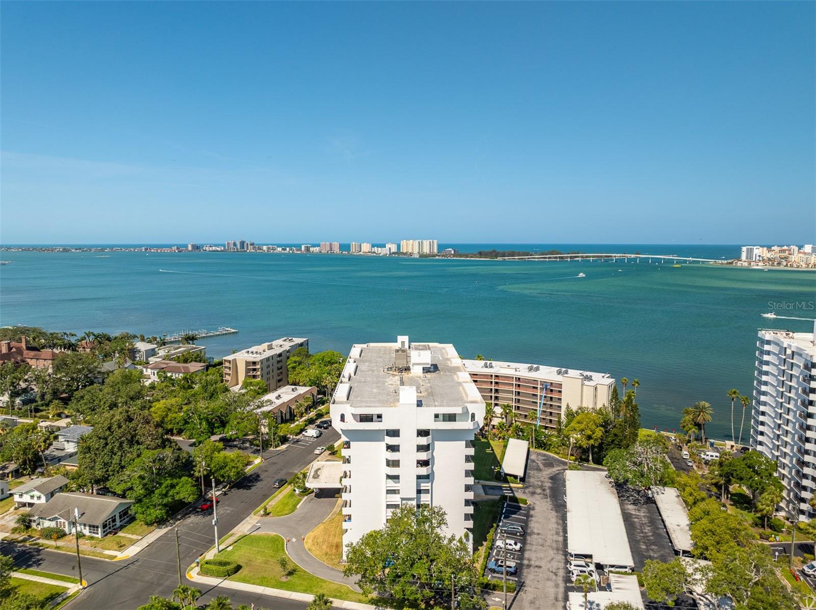 Listing photo id 36 for 30 Turner Street 604