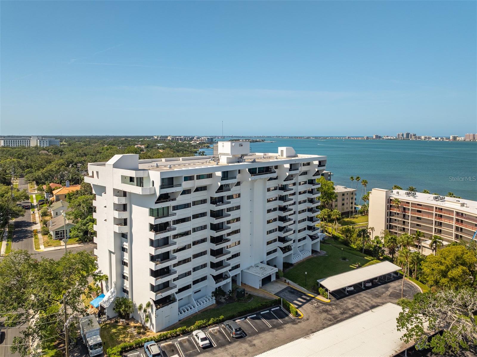 Listing photo id 43 for 30 Turner Street 604
