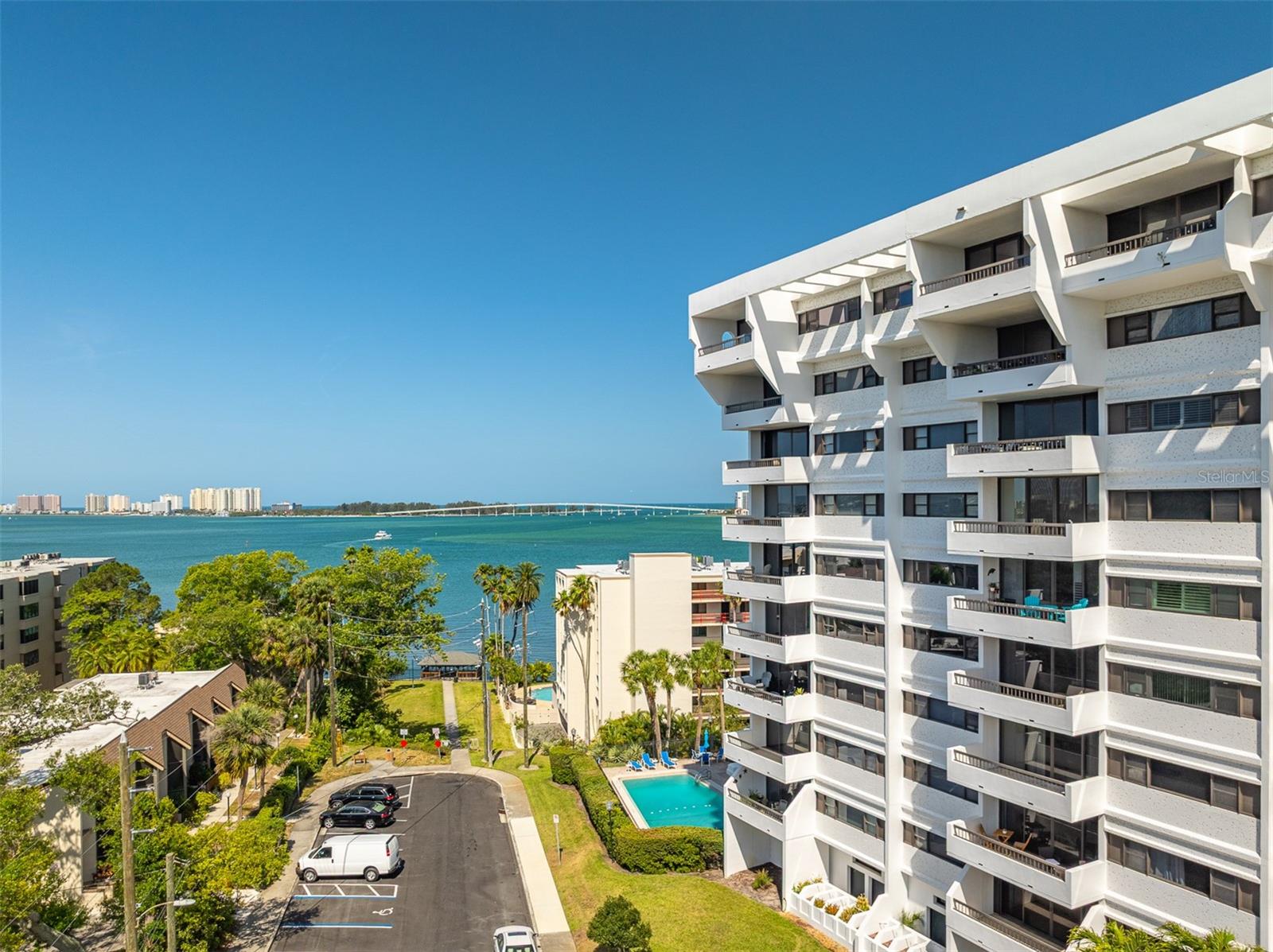 Listing photo id 47 for 30 Turner Street 604