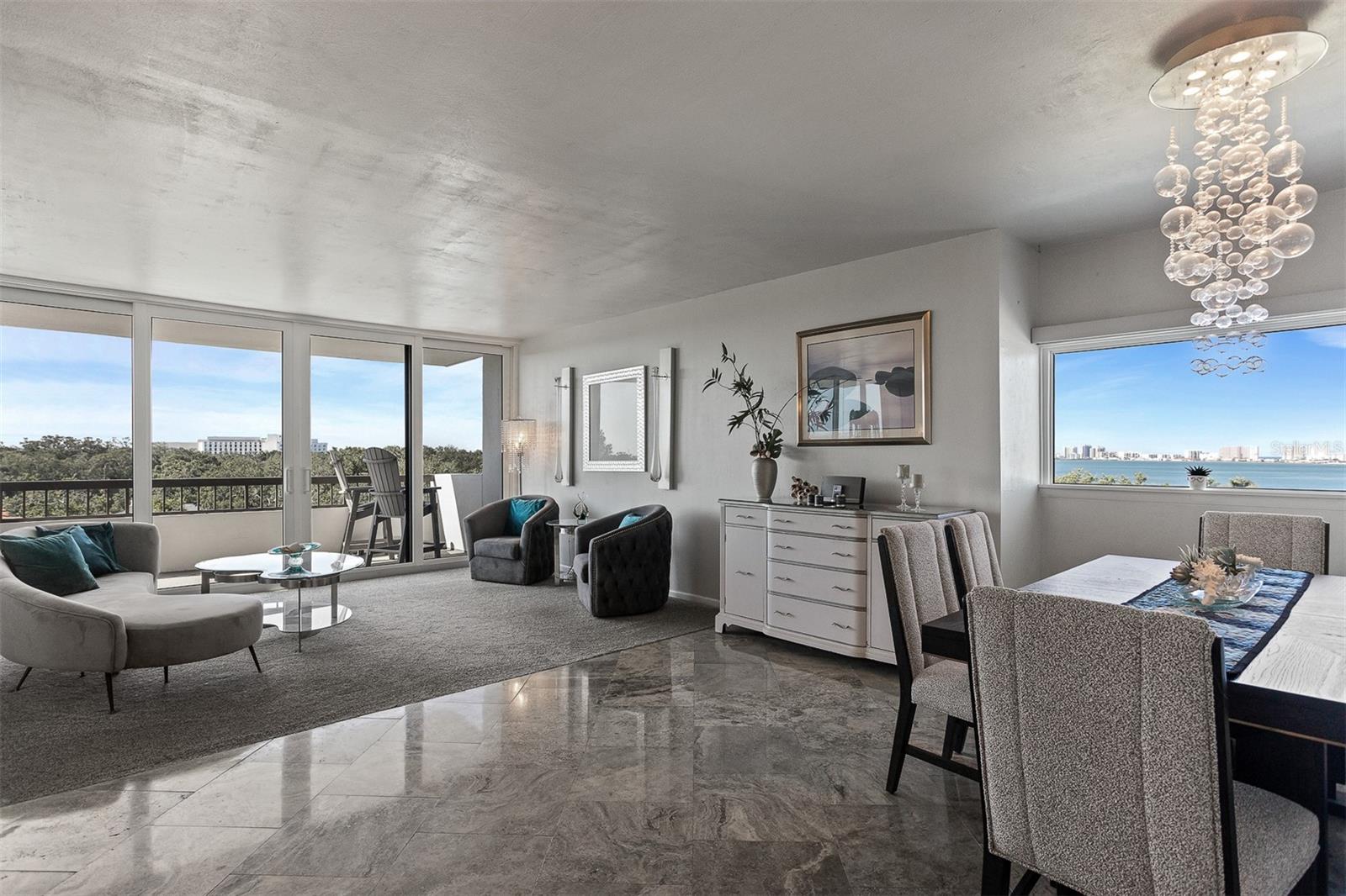 Listing photo id 3 for 30 Turner Street 604