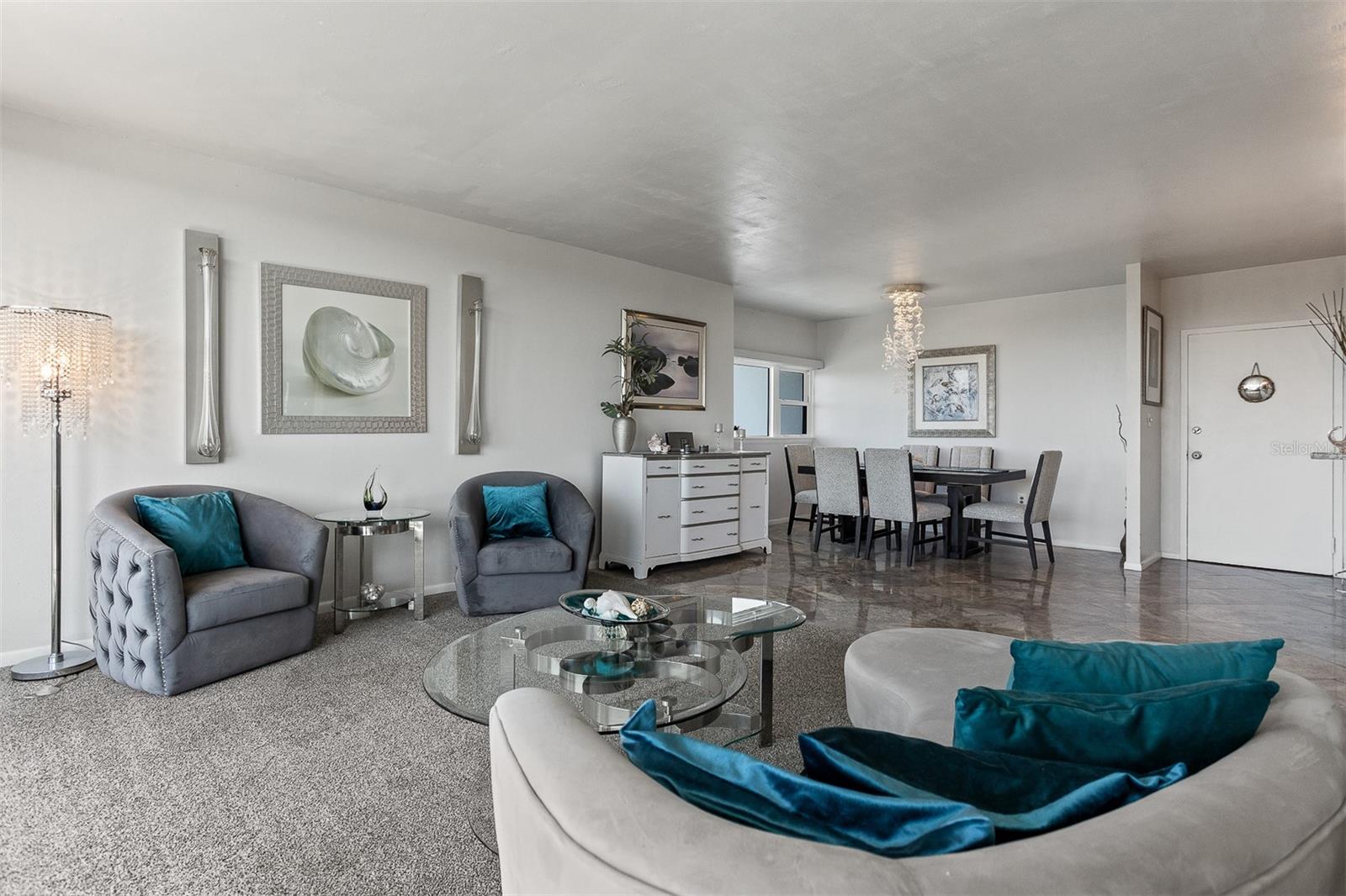 Listing photo id 4 for 30 Turner Street 604
