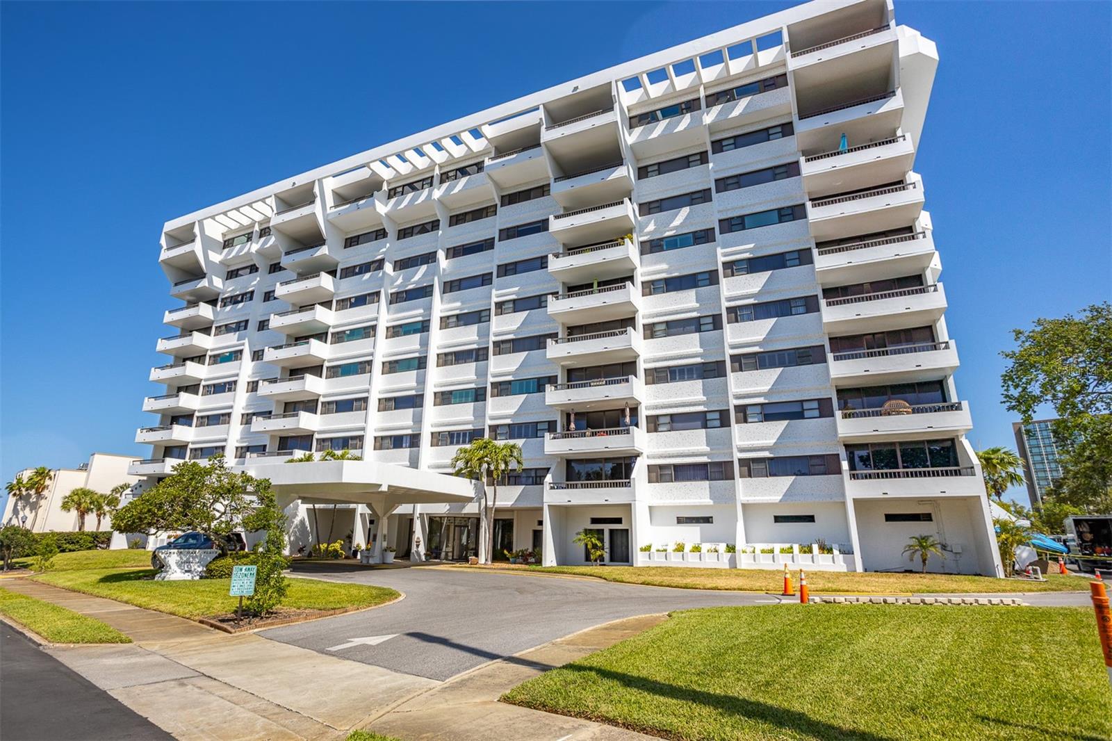 Listing photo id 70 for 30 Turner Street 604
