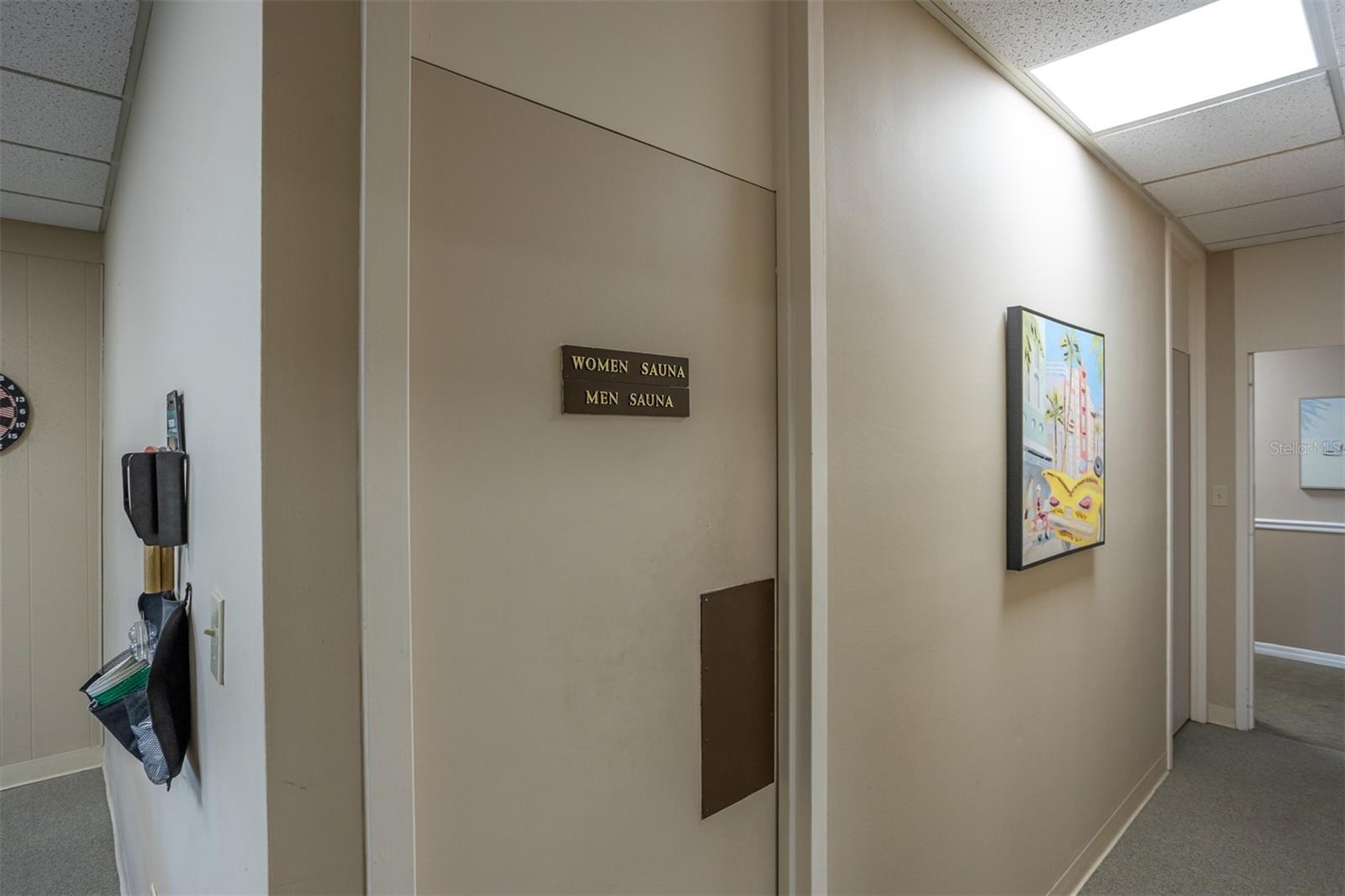 Listing photo id 71 for 30 Turner Street 604