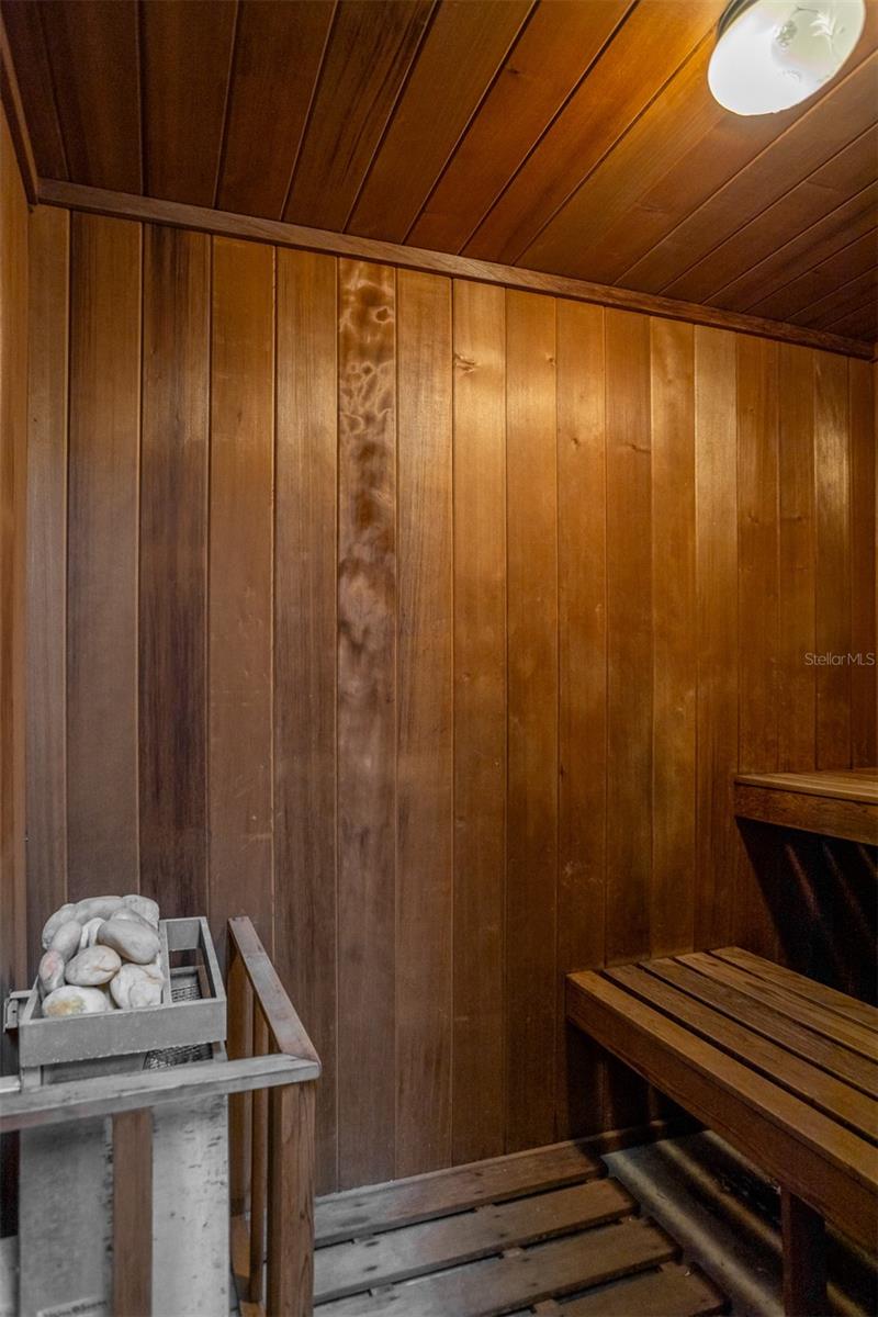 Listing photo id 72 for 30 Turner Street 604