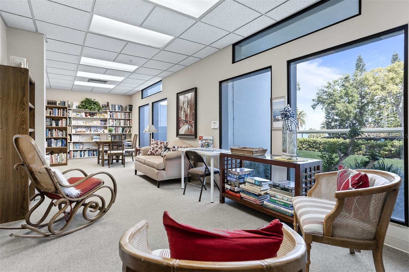 Listing photo id 74 for 30 Turner Street 604