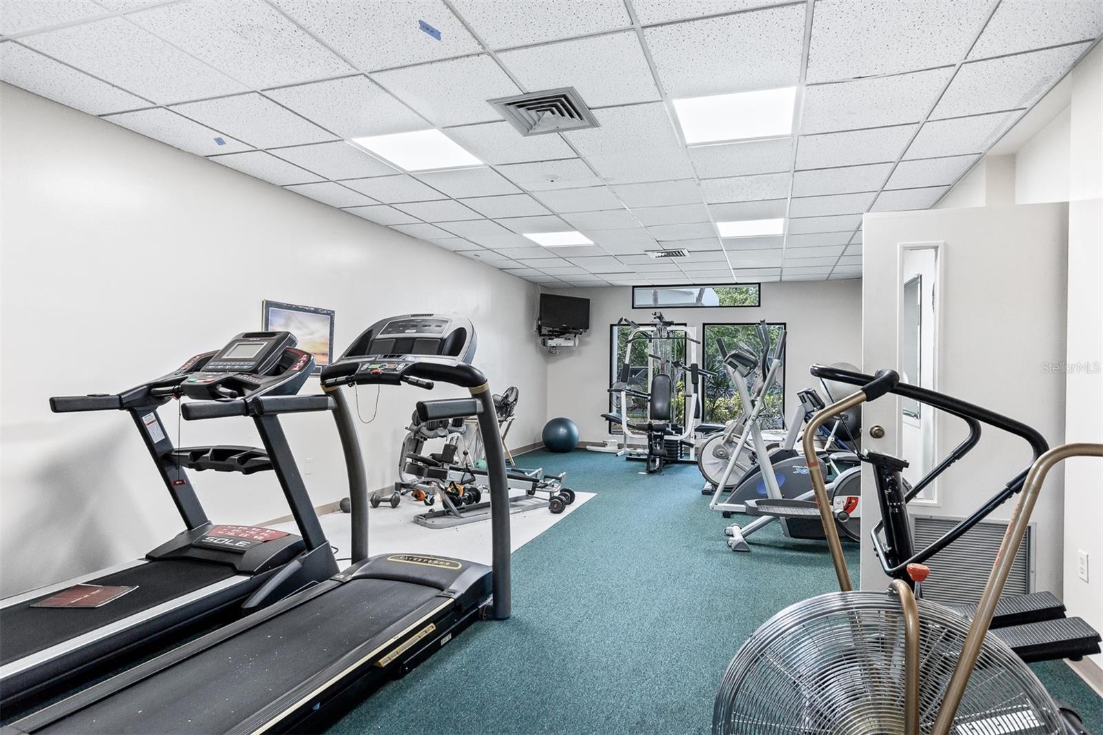 Listing photo id 75 for 30 Turner Street 604
