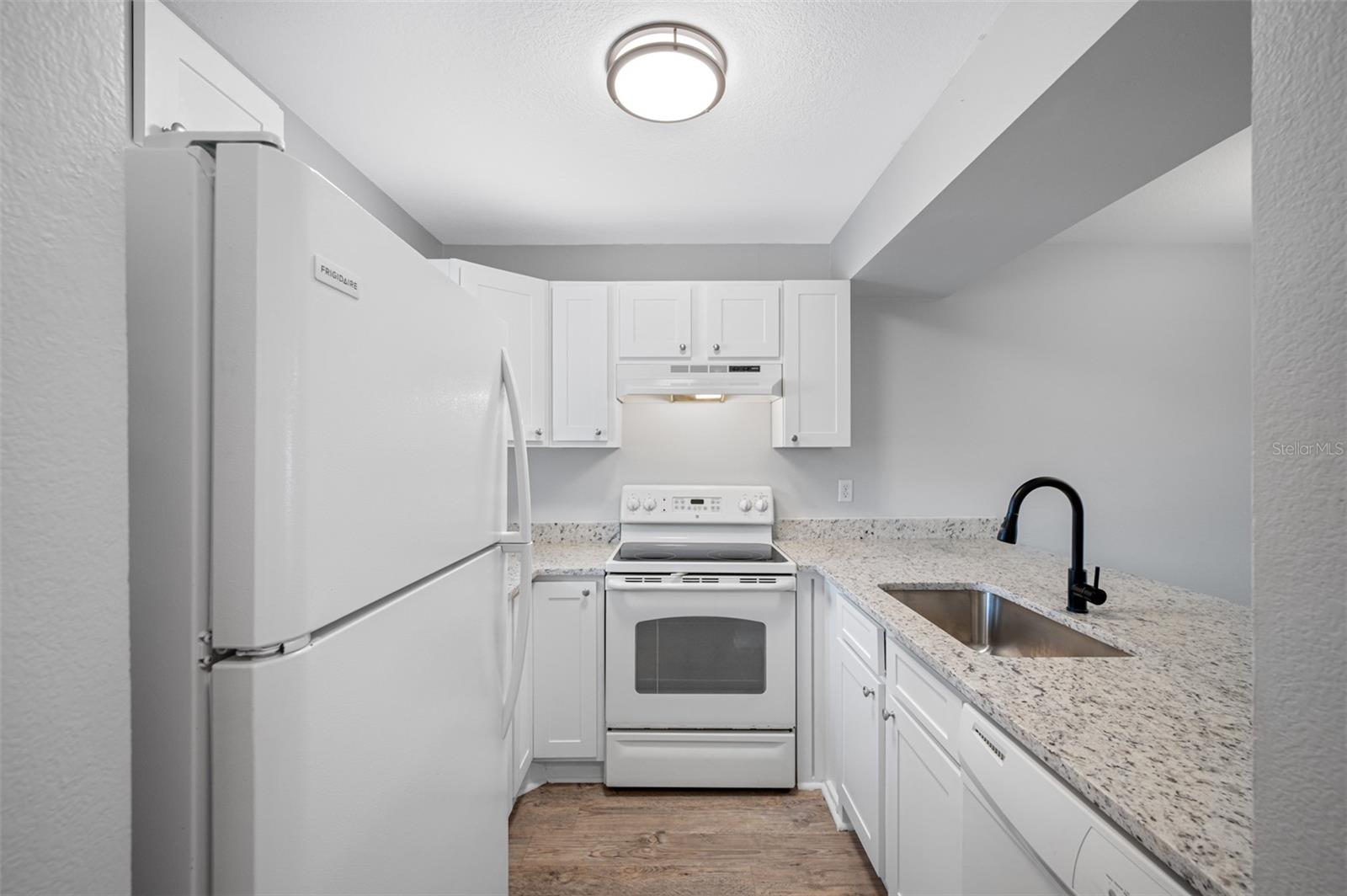Image 18 of 35 For 39132 County Road 54  2238