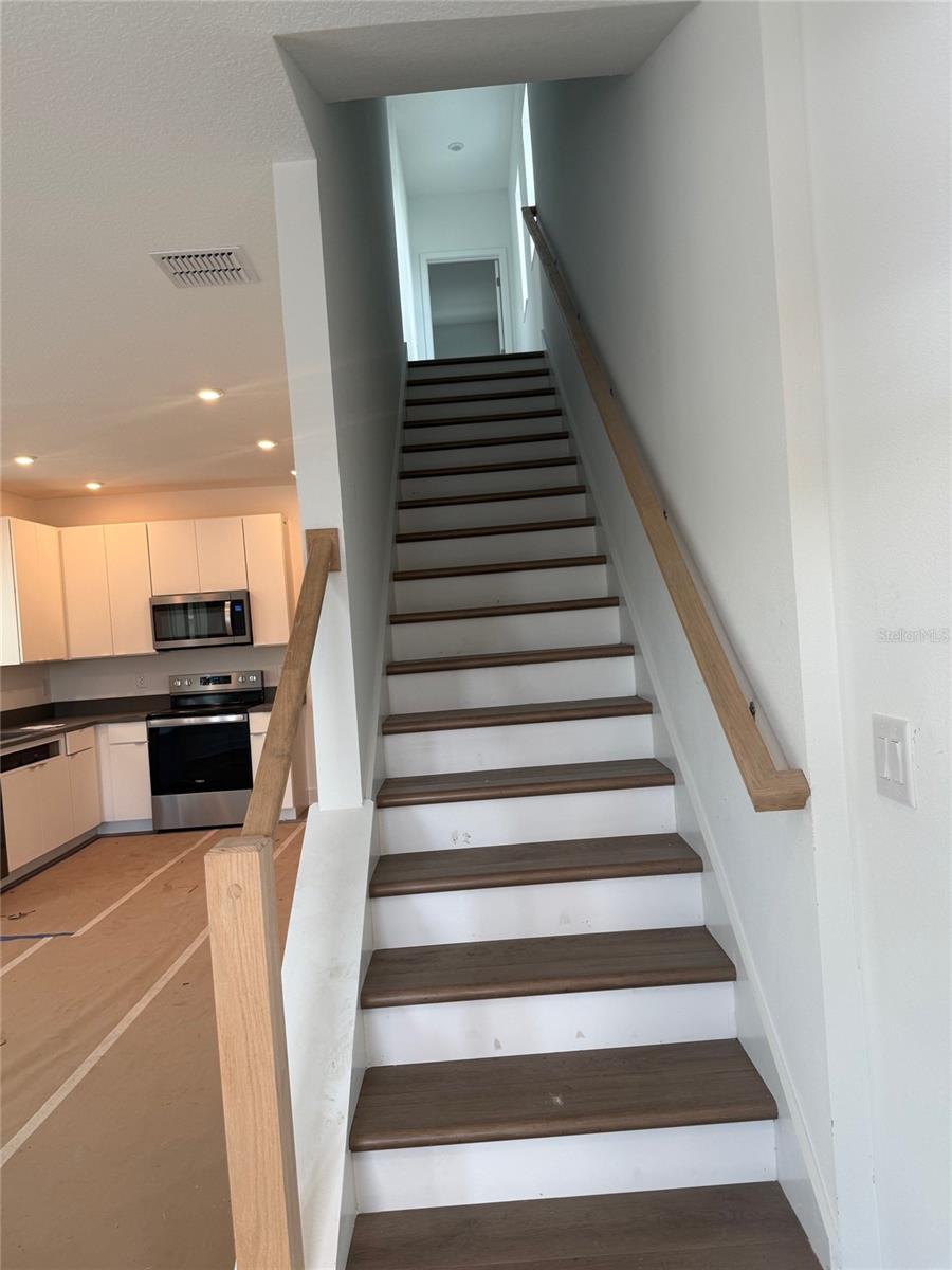 Listing photo id 7 for 2309 Spruce Street