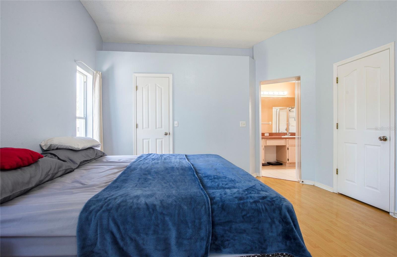 Image 20 of 43 For 2486 Hickman Cir