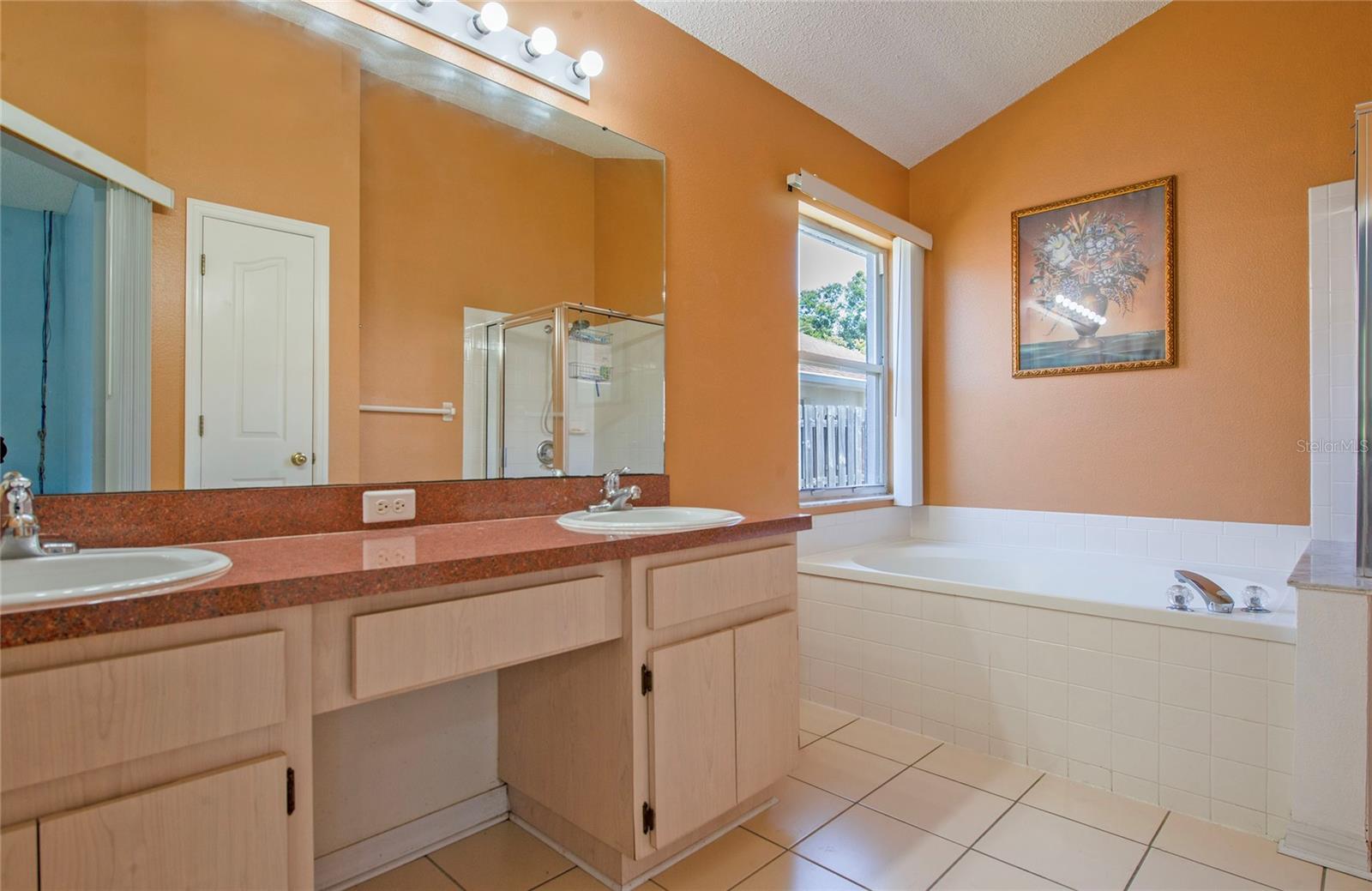 Image 23 of 43 For 2486 Hickman Cir